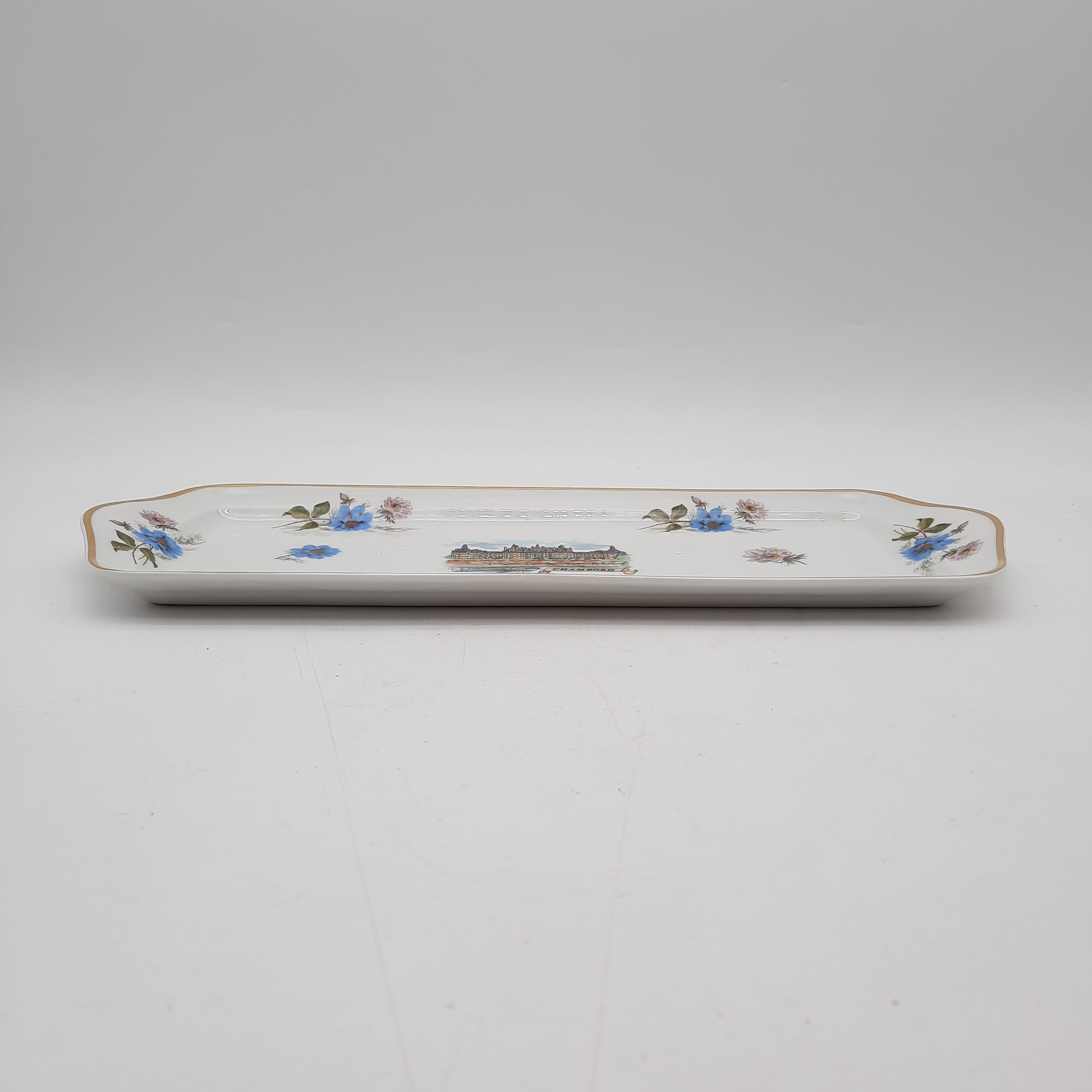 Voir photo 3 de Plat de décoration représentant Chambord, en porcelaine - Pillivuyt Plat de décoration représentant Chambord, en porcelaine - Pillivuyt Très bon état reconditionné photo 3