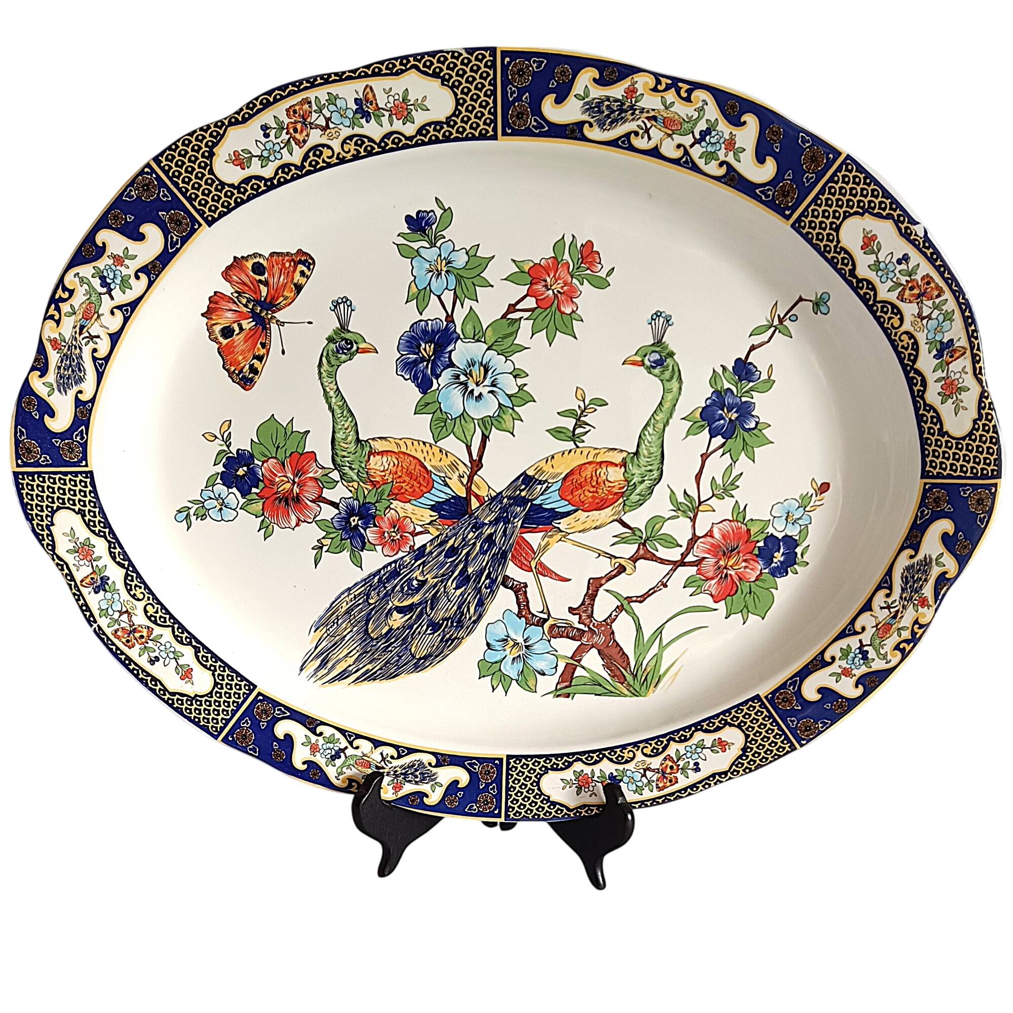 Acheter Plat ovale en faïence décor paons et fleurs – 47,5 x 35,5 cm Bon état - 19,60 € Plat ovale en faïence décor paons et fleurs – 47,5 x 35,5 cm Bon état reconditionné disponible sur Label Emmaüs