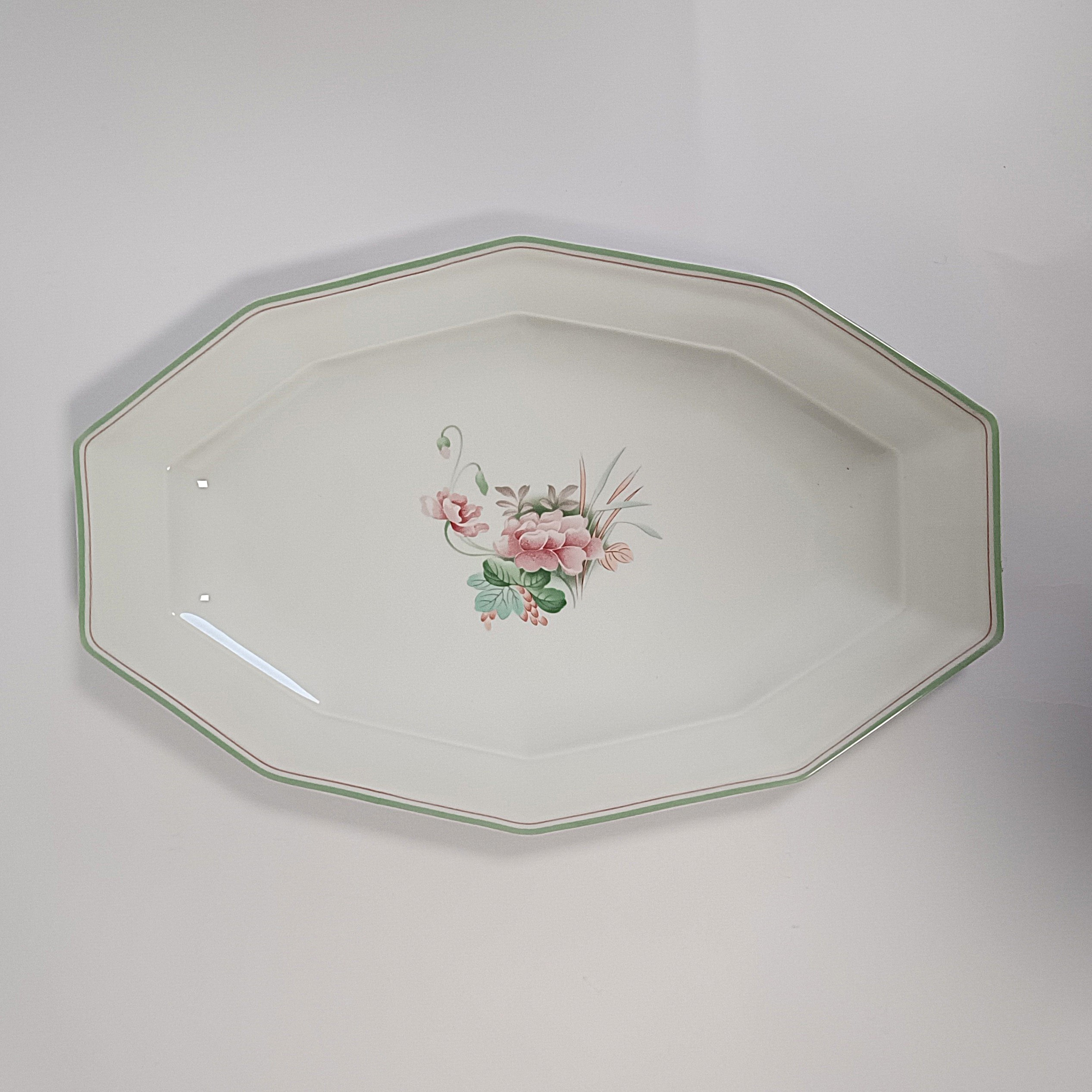 Voir photo 2 de Plat rond et plat ovale en porcelaine Limoges Union Limousine – décor grand feu Plat rond et plat ovale en porcelaine Limoges Union Limousine – décor grand feu reconditionné photo 2