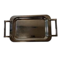 Plateau ancien rectangulaire en argent avec poignées art de la table vintage Bon état - alternatives disponibles sur Dero Plateau ancien rectangulaire en argent avec poignées art de la table vintage Bon état reconditionné (offre indisponible)