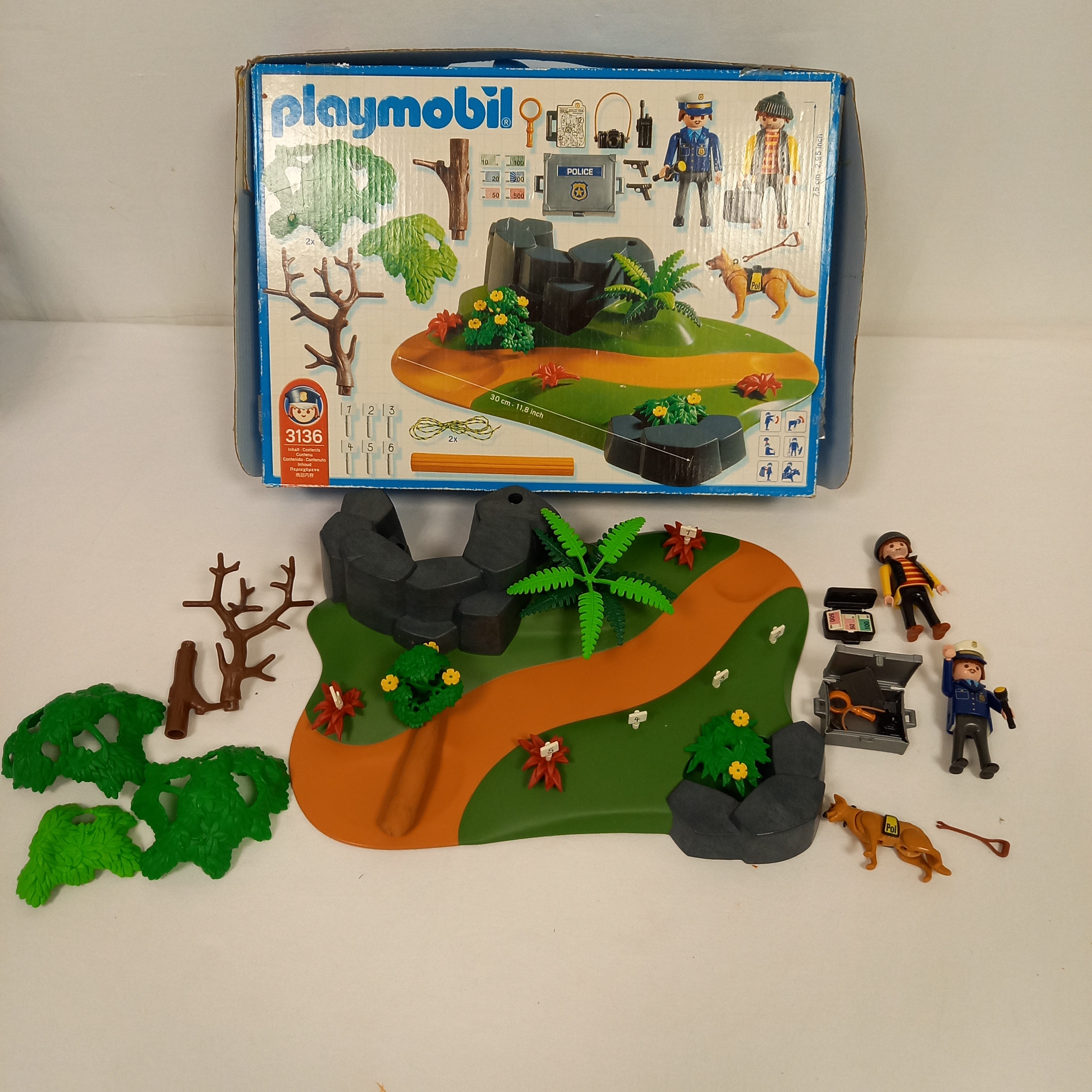 Voir photo 3 de Play Mobil -3136. Super Set "Police". Surveillance .De 2003 . Il manque 2 pièces. Play Mobil -3136. Super Set "Police". Surveillance .De 2003 . Il manque 2 pièces. Bon état reconditionné photo 3