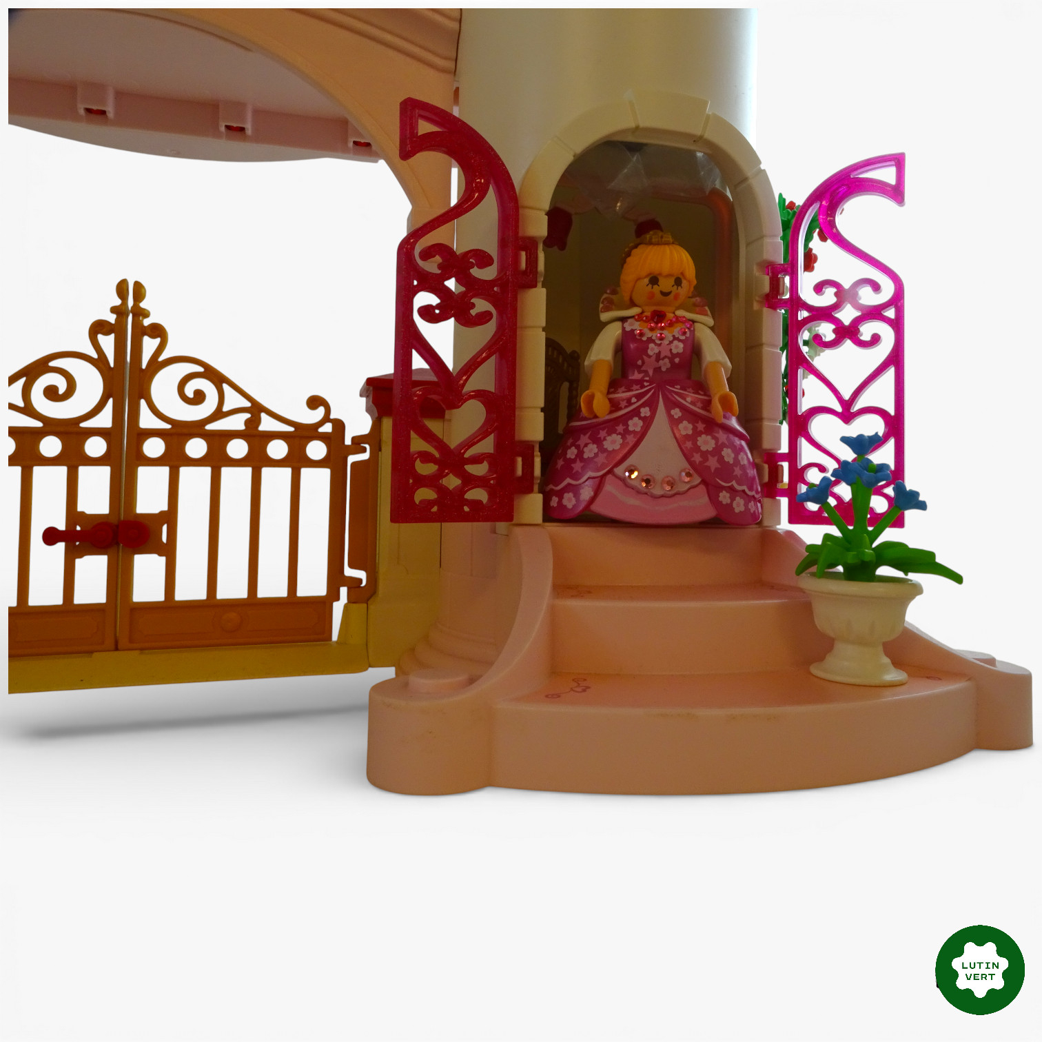 Voir photo 6 de Playmobil 70448 « Palais de Princesses » d'occasion PLAYMOBIL - Dès 4 ans | Ref 12989 Playmobil 70448 « Palais de Princesses » d'occasion PLAYMOBIL - Dès 4 ans | Ref 12989 Très bon état reconditionné photo 6