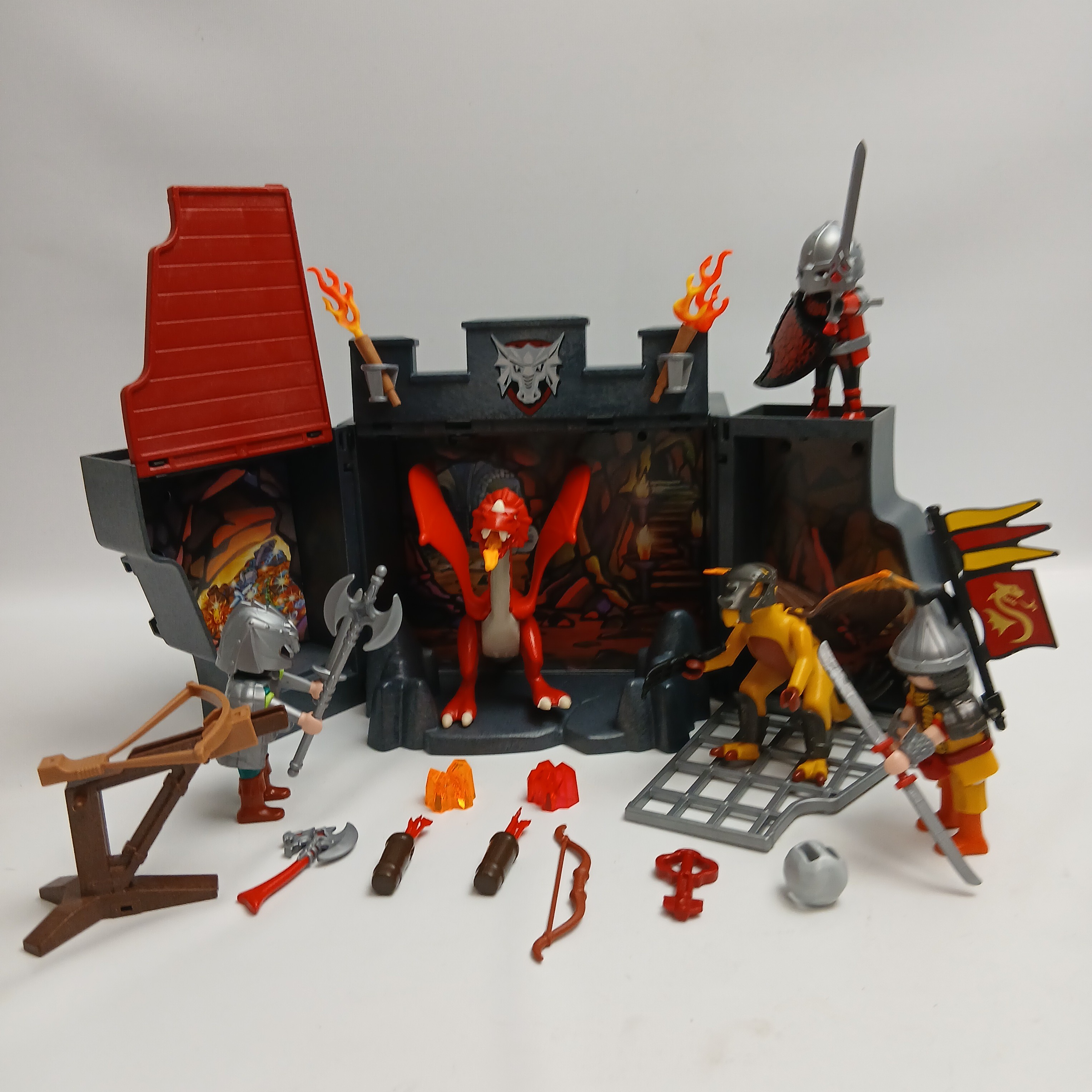 Voir photo 8 de Playmobil Chevalier Dragon 5420 et 5462 Playmobil Chevalier Dragon 5420 et 5462 Bon état reconditionné photo 8