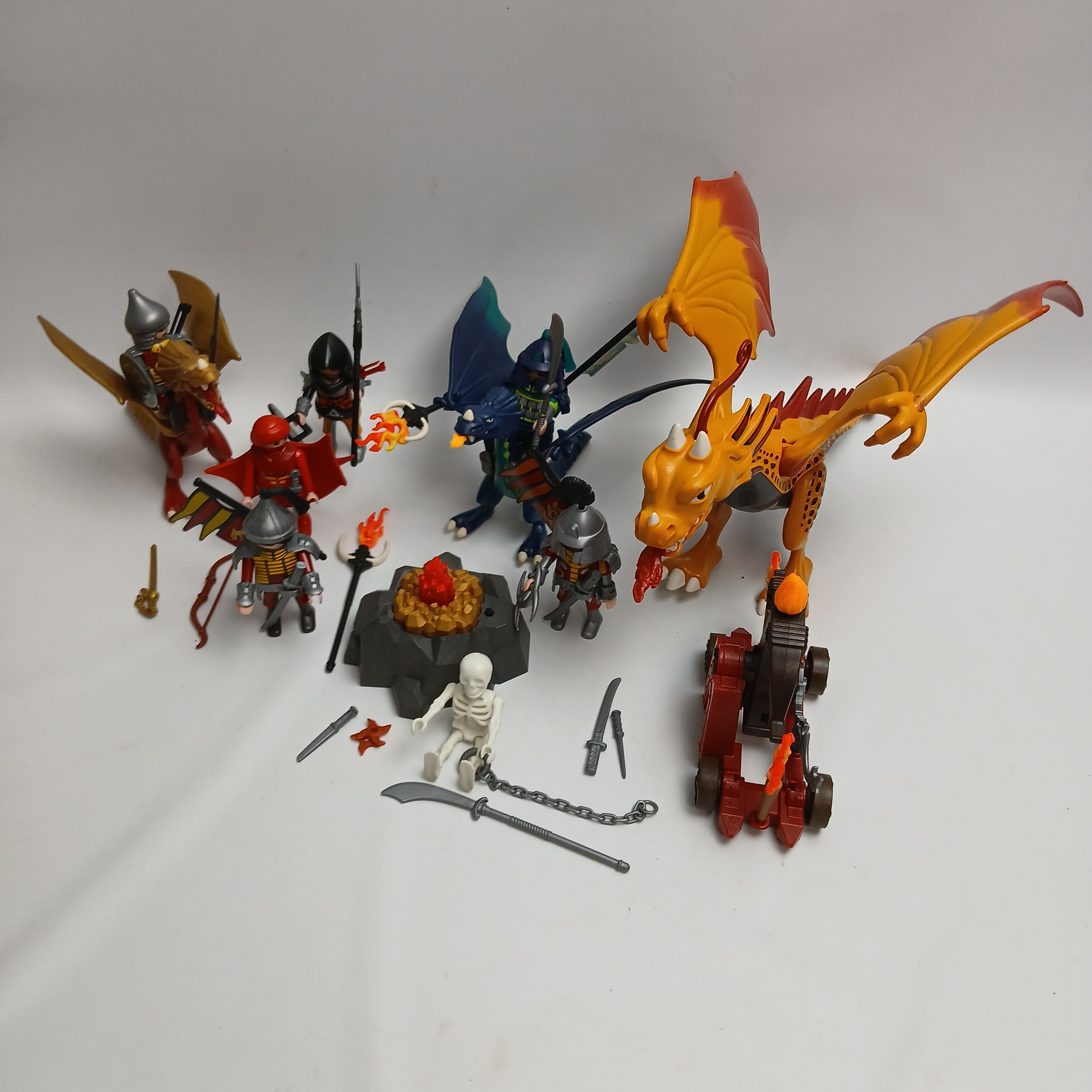 Voir photo 2 de Playmobil Chevalier Dragon Playmobil Chevalier Dragon Bon état reconditionné photo 2