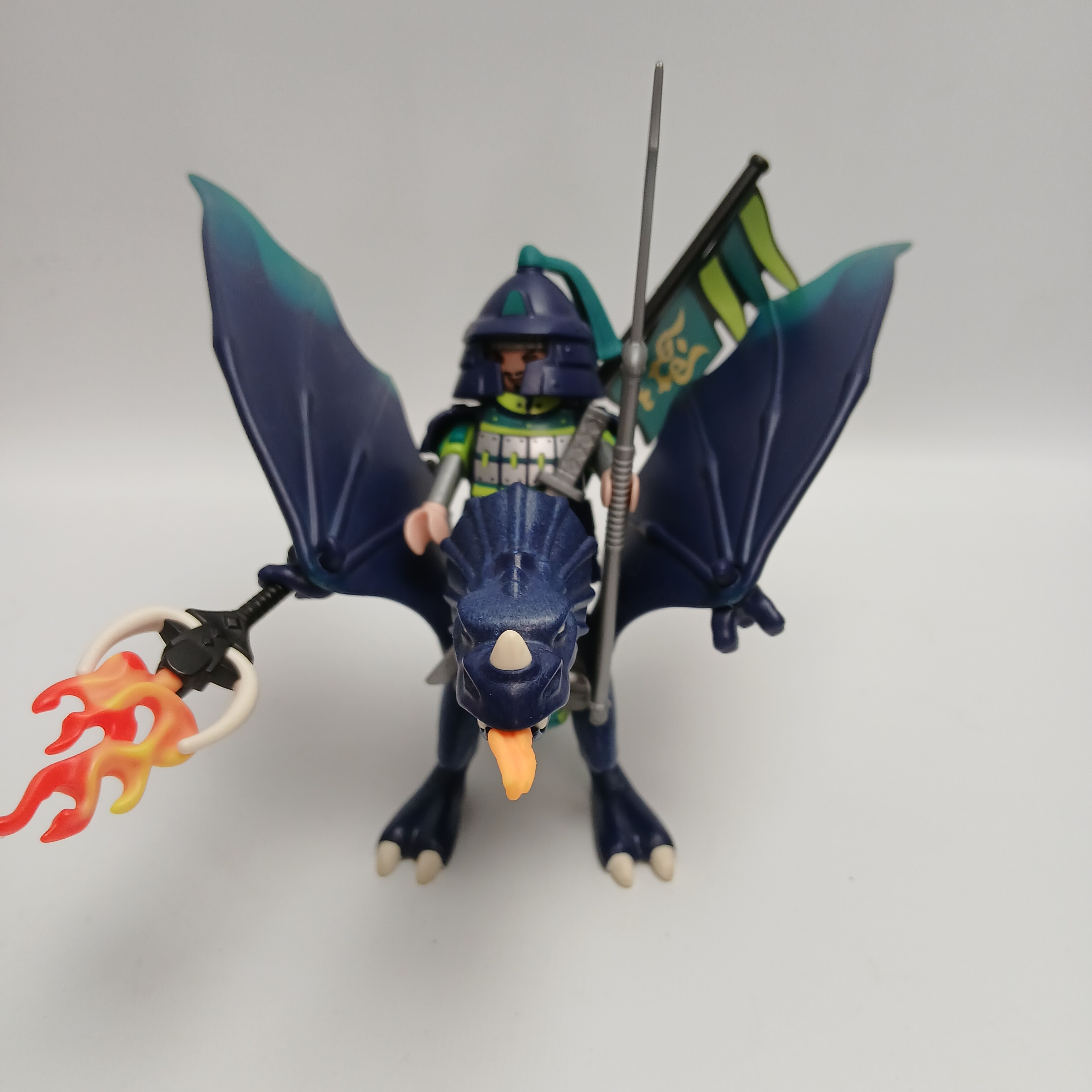 Voir photo 6 de Playmobil Chevalier Dragon Playmobil Chevalier Dragon Bon état reconditionné photo 6