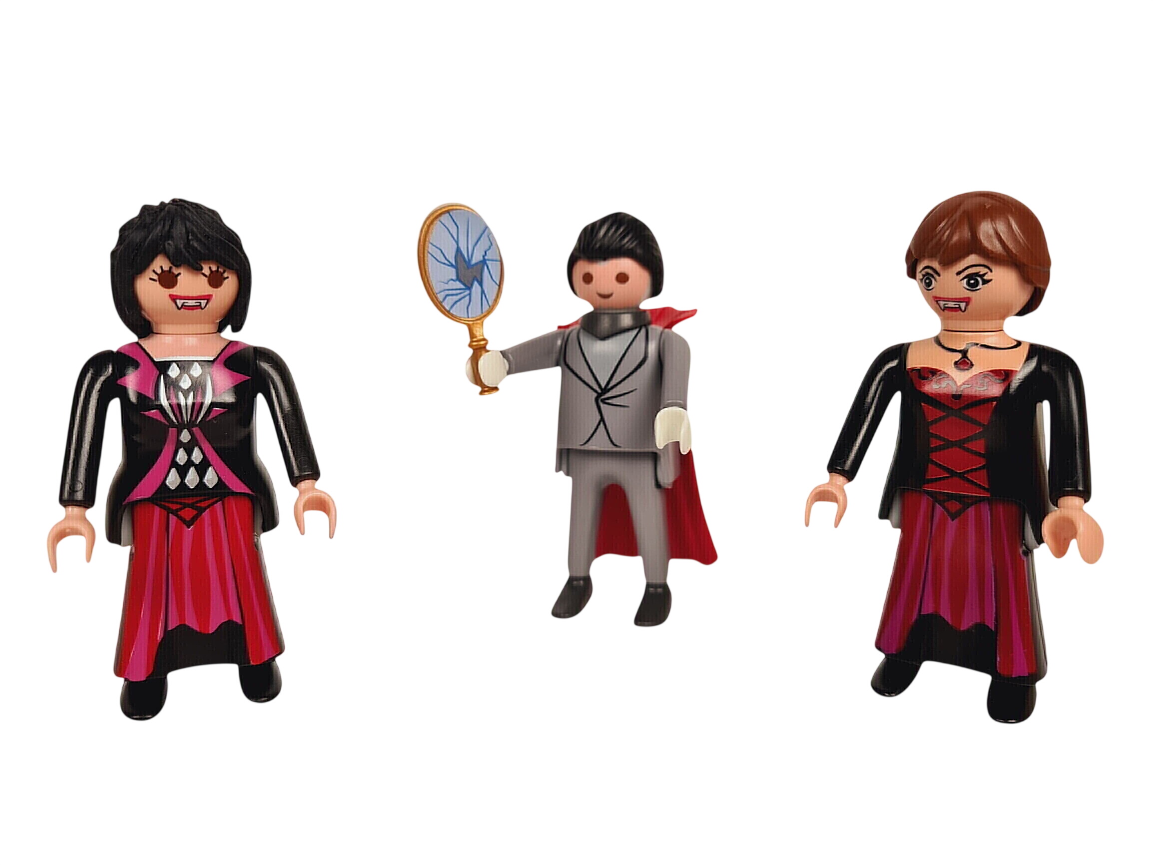 Voir photo 2 de Playmobil lot 3 figurines vampires- 3 ans + Playmobil lot 3 figurines vampires- 3 ans + Bon état reconditionné photo 2
