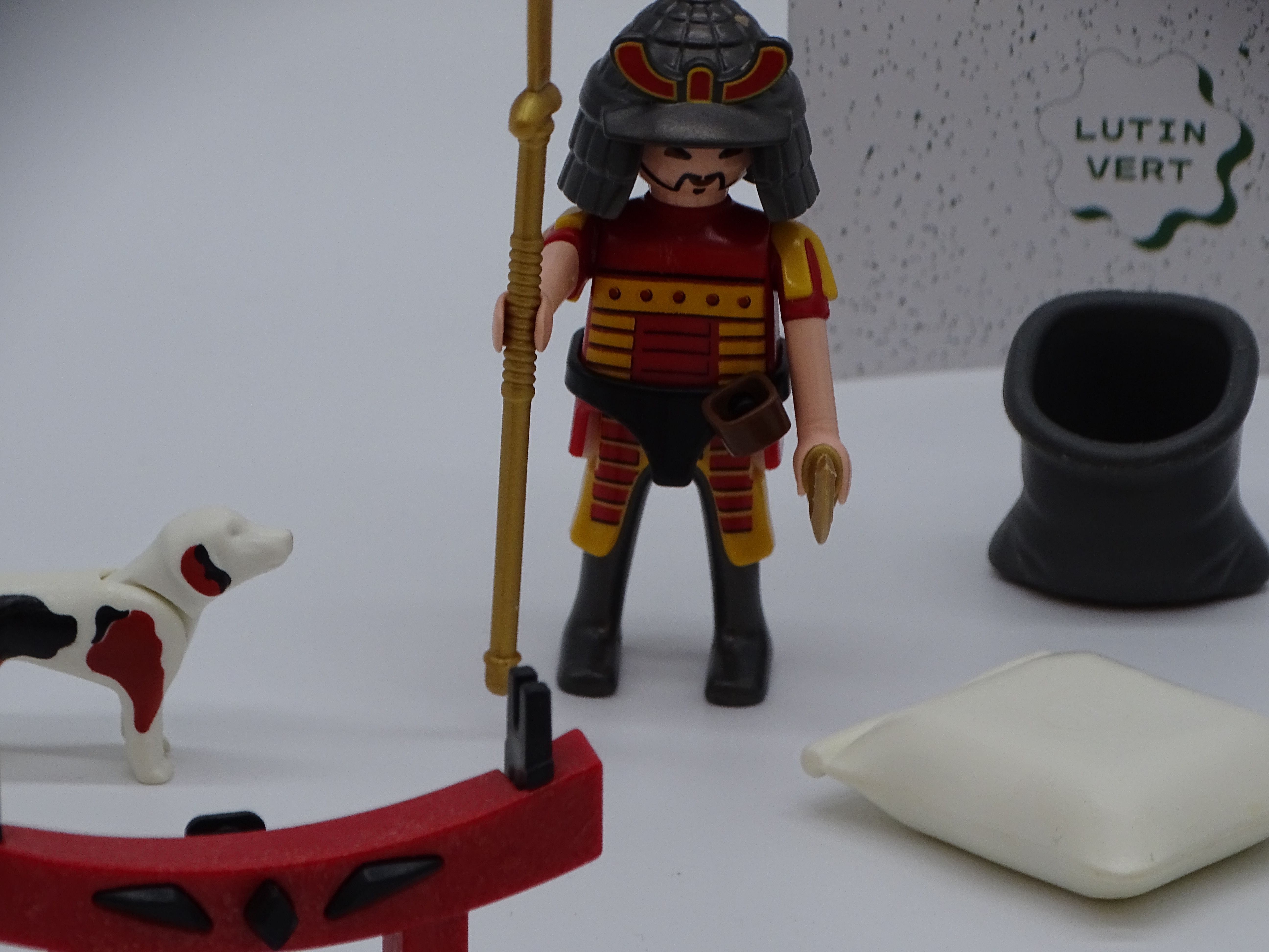 Voir photo 2 de Playmobil pièce unique « Il était une fois en Chine» d'occasion PLAYMOBIL - Dès 6 ans | Ref 13437 Playmobil pièce unique « Il était une fois en Chine» d'occasion PLAYMOBIL - Dès 6 ans | Ref 13437 Très bon état reconditionné photo 2