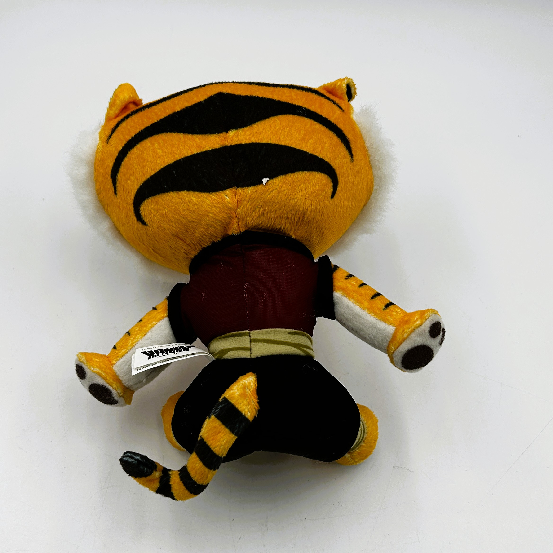 Voir photo 4 de Po et Tigresse – Duo Kung Fu en peluche, prêts pour l’aventure Po et Tigresse – Duo Kung Fu en peluche, prêts pour l’aventure État correct reconditionné photo 4