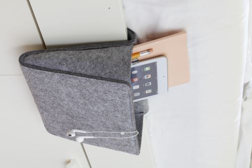 Pochette de chevet Kikkerland Petit modèle État correct Kikkerland reconditionné disponible sur Fnac