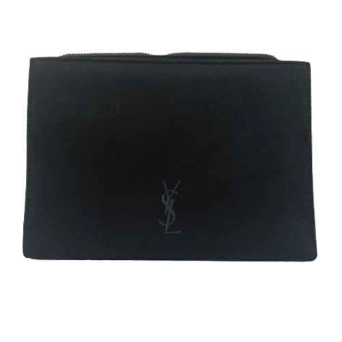 Acheter Pochette de maquillage - Yves Saint Laurent Parfait état - 40,00 € Pochette de maquillage - Yves Saint Laurent Parfait état reconditionné disponible sur Label Emmaüs