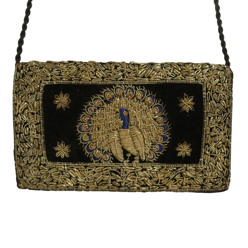 Pochette de soirée ancienne en velours brodé au fil doré et perles de rocaille Très bon état - alternatives disponibles sur Dero Pochette de soirée ancienne en velours brodé au fil doré et perles de rocaille Très bon état reconditionné (offre indisponible)