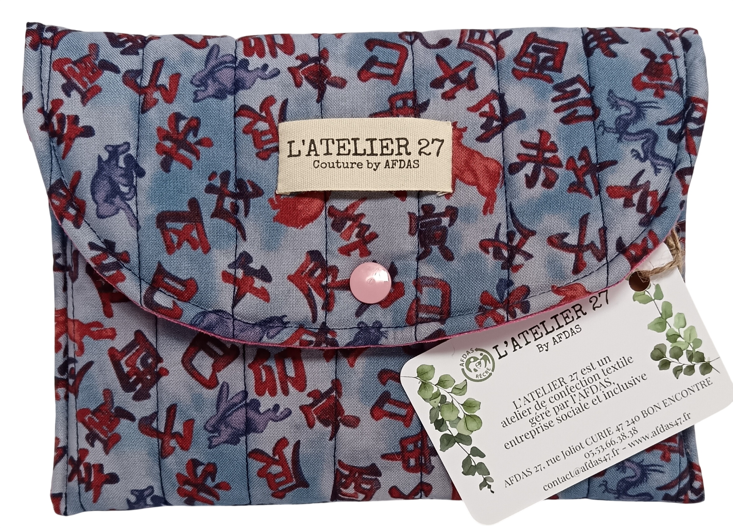 Pochette faite main par l'Atelier 27 Parfait état - 12,00 € Pochette faite main par l'Atelier 27 Parfait état reconditionné disponible sur Label Emmaüs