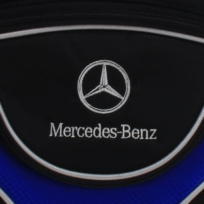 Voir photo 6 de Pochette noire et bleu - homme - Mercedes-Benz - dimension 27 cm X 13 cm X 34 cm Pochette noire et bleu - homme - Mercedes-Benz - dimension 27 cm X 13 cm X 34 cm Bon état reconditionné photo 6