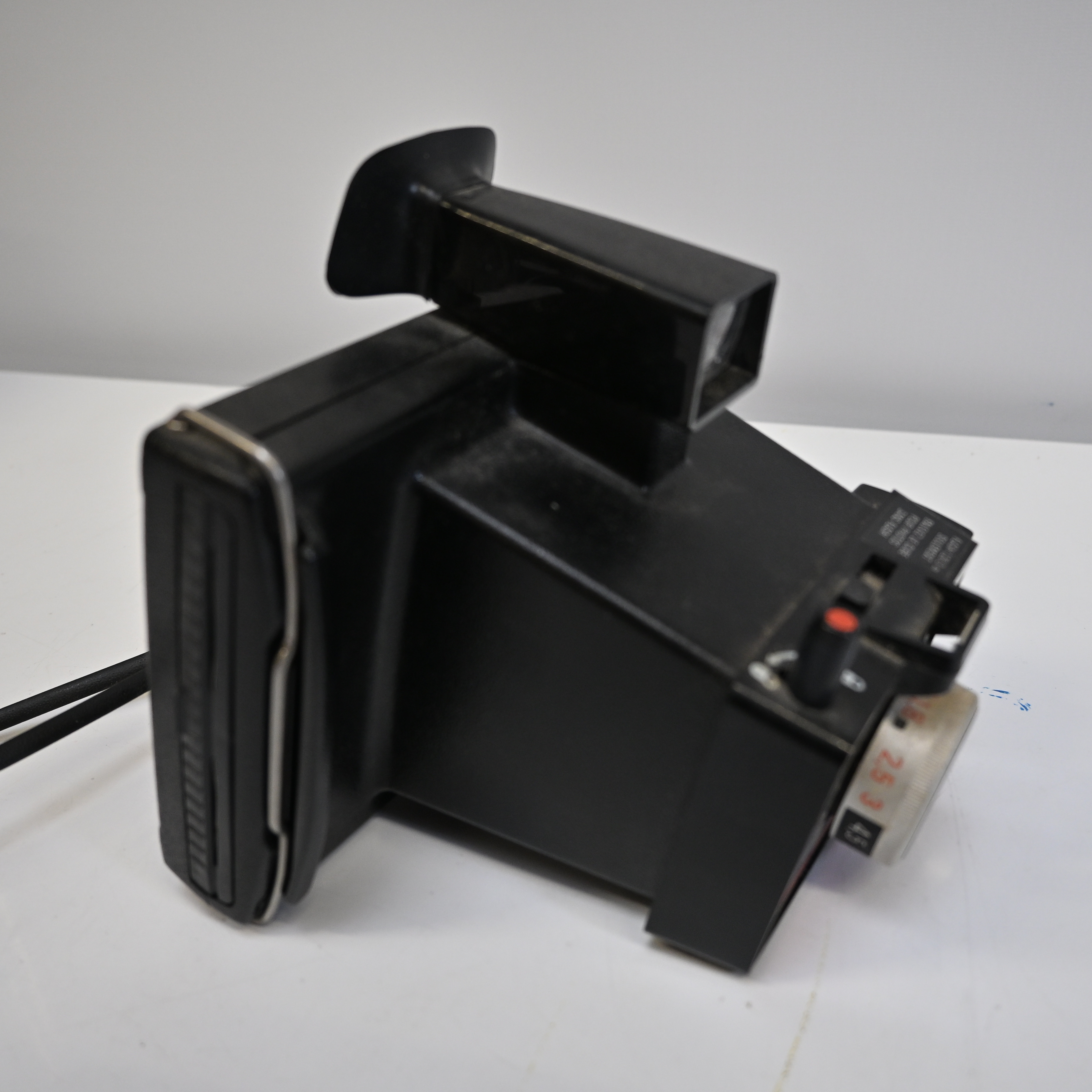 Voir photo 2 de Polaroid Color pack 80 Polaroid Color pack 80 Bon état reconditionné photo 2