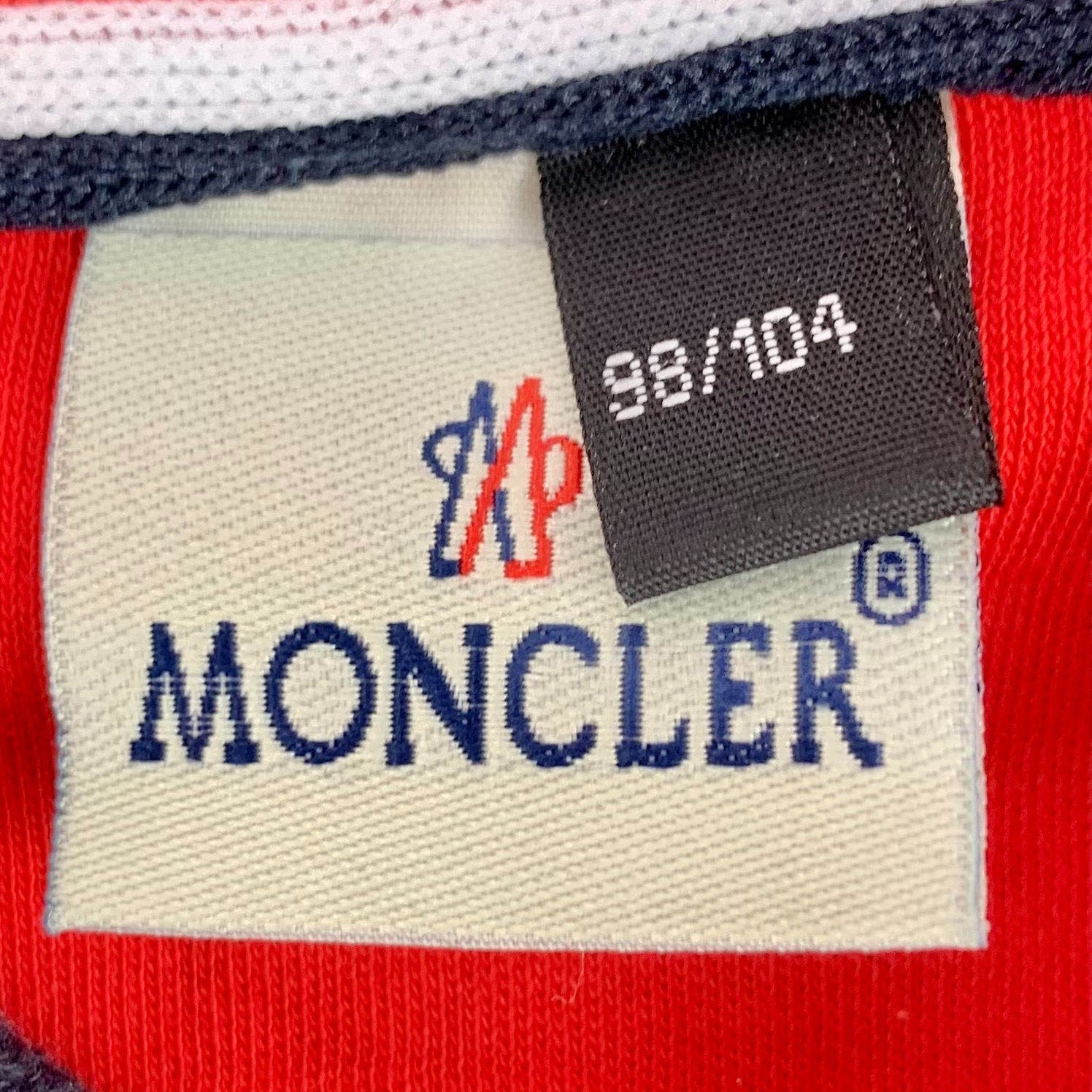 Voir photo 3 de Polo Moncler Enfant Polo Moncler Enfant Très bon état reconditionné photo 3