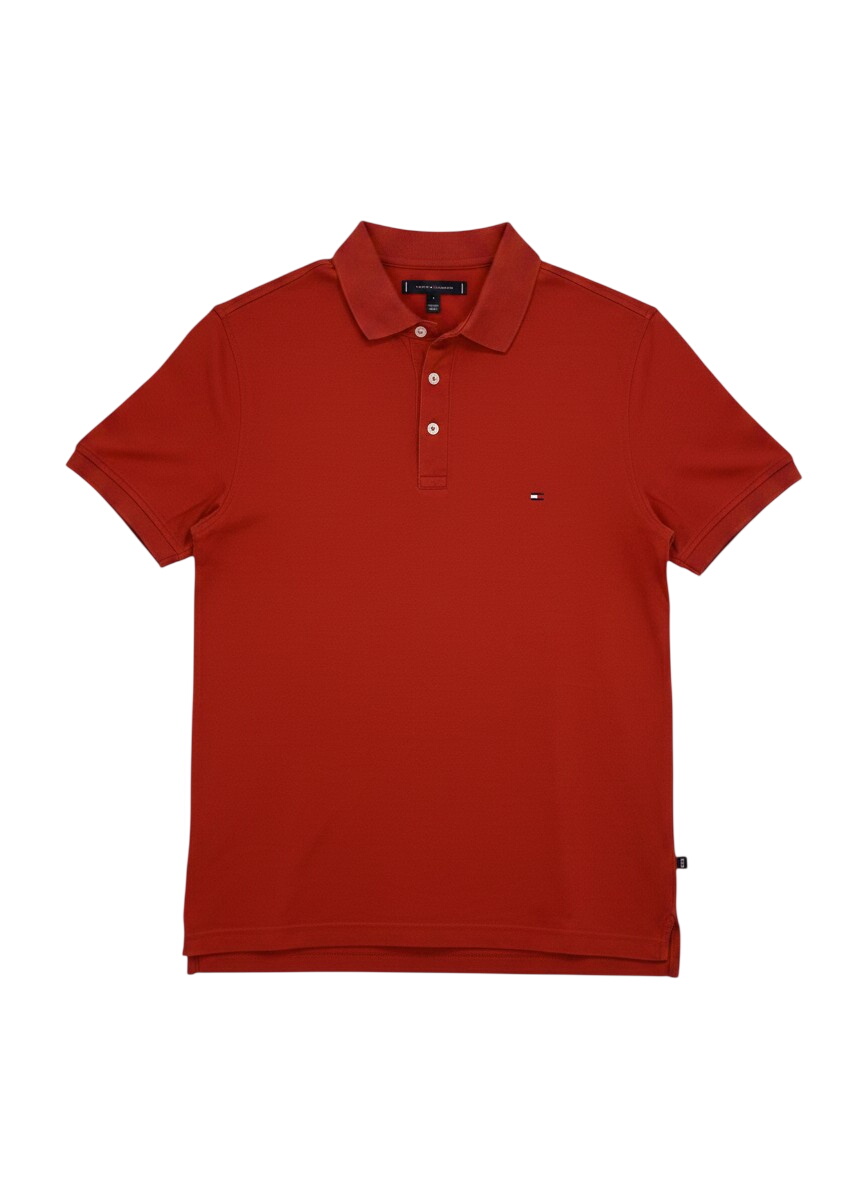 Acheter Polo Tommy Hilfiger - M Très bon état - 15,00 € Polo Tommy Hilfiger - M Très bon état reconditionné disponible sur Label Emmaüs