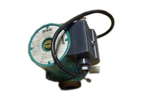 Pompe sanitaire ISOTWIN-ISOMAX Saunier Duval référence 57383. État correct Saunier Duval reconditionné disponible sur Fnac