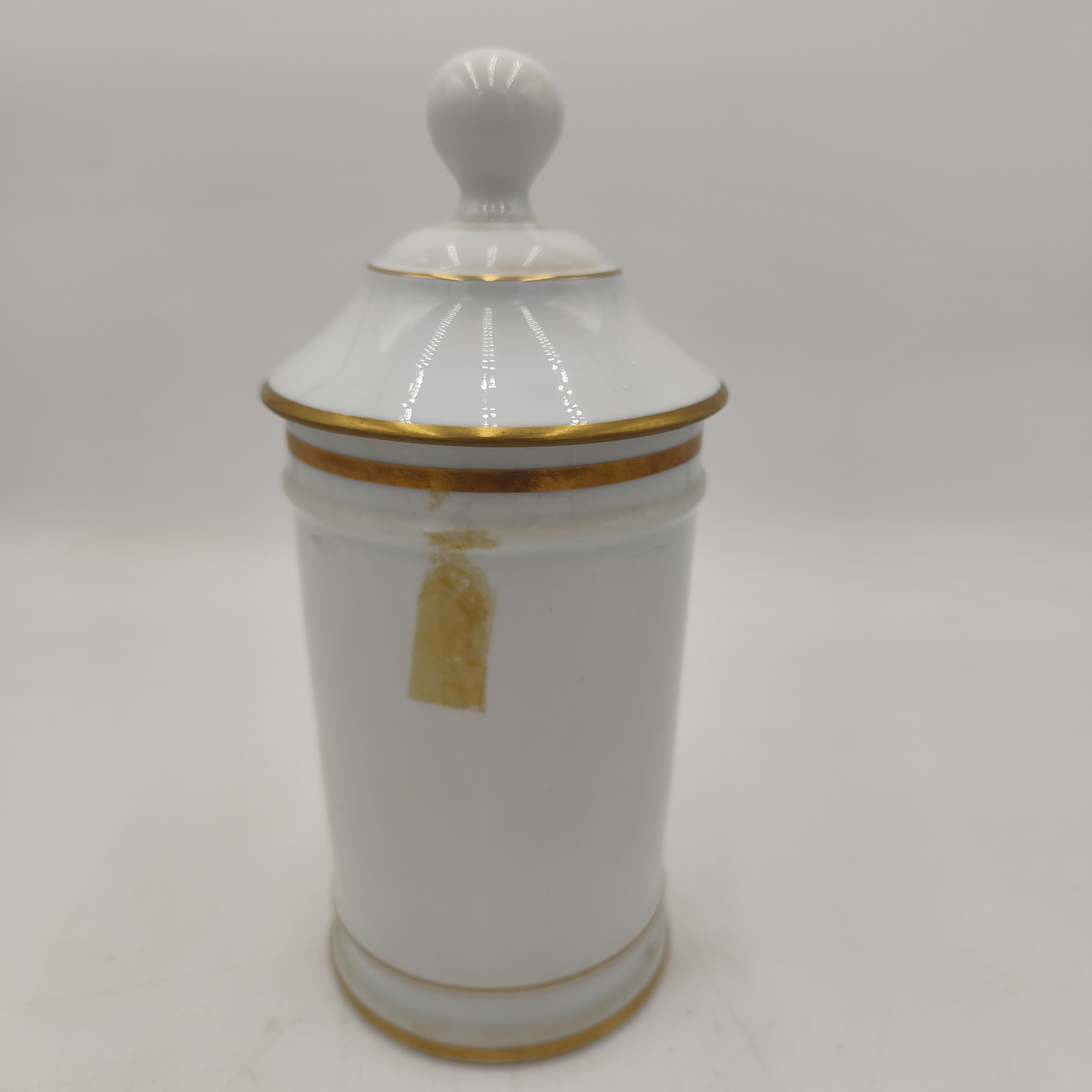 Voir photo 2 de Porcelaine de Limoges - Pot à pharmacie "Pierre infernale" Porcelaine de Limoges - Pot à pharmacie "Pierre infernale" Bon état reconditionné photo 2