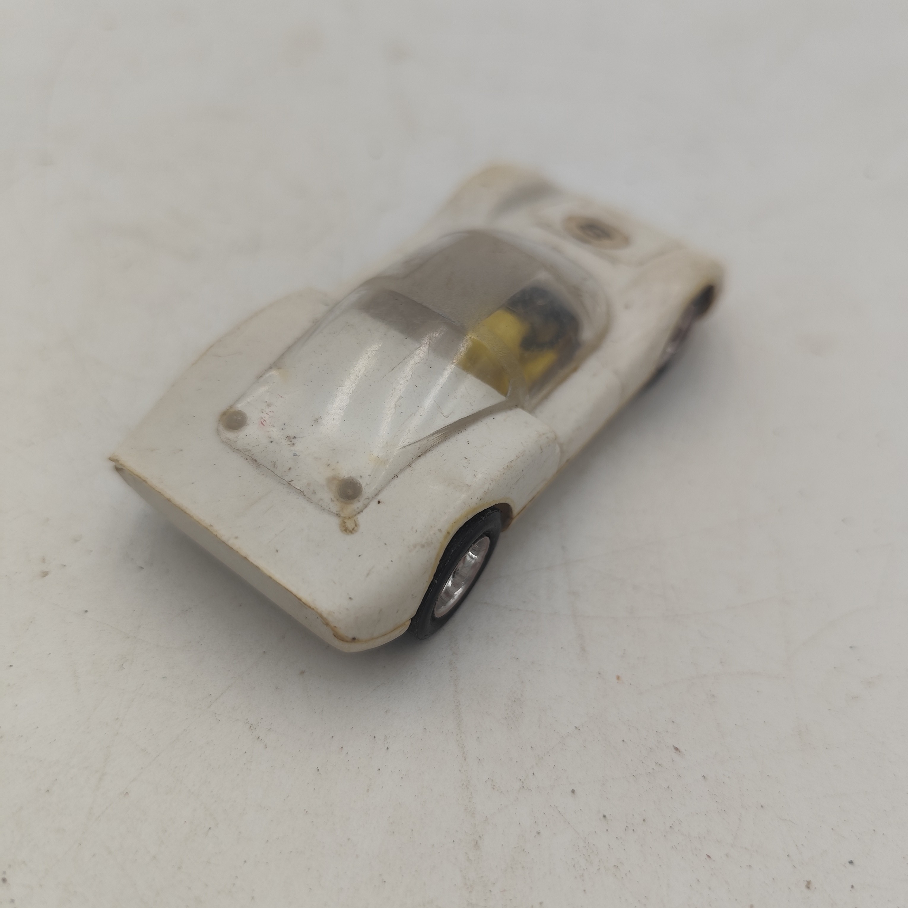 Voir photo 2 de Porsche Carrera 6 - Numéro 8 Porsche Carrera 6 - Numéro 8 État correct reconditionné photo 2