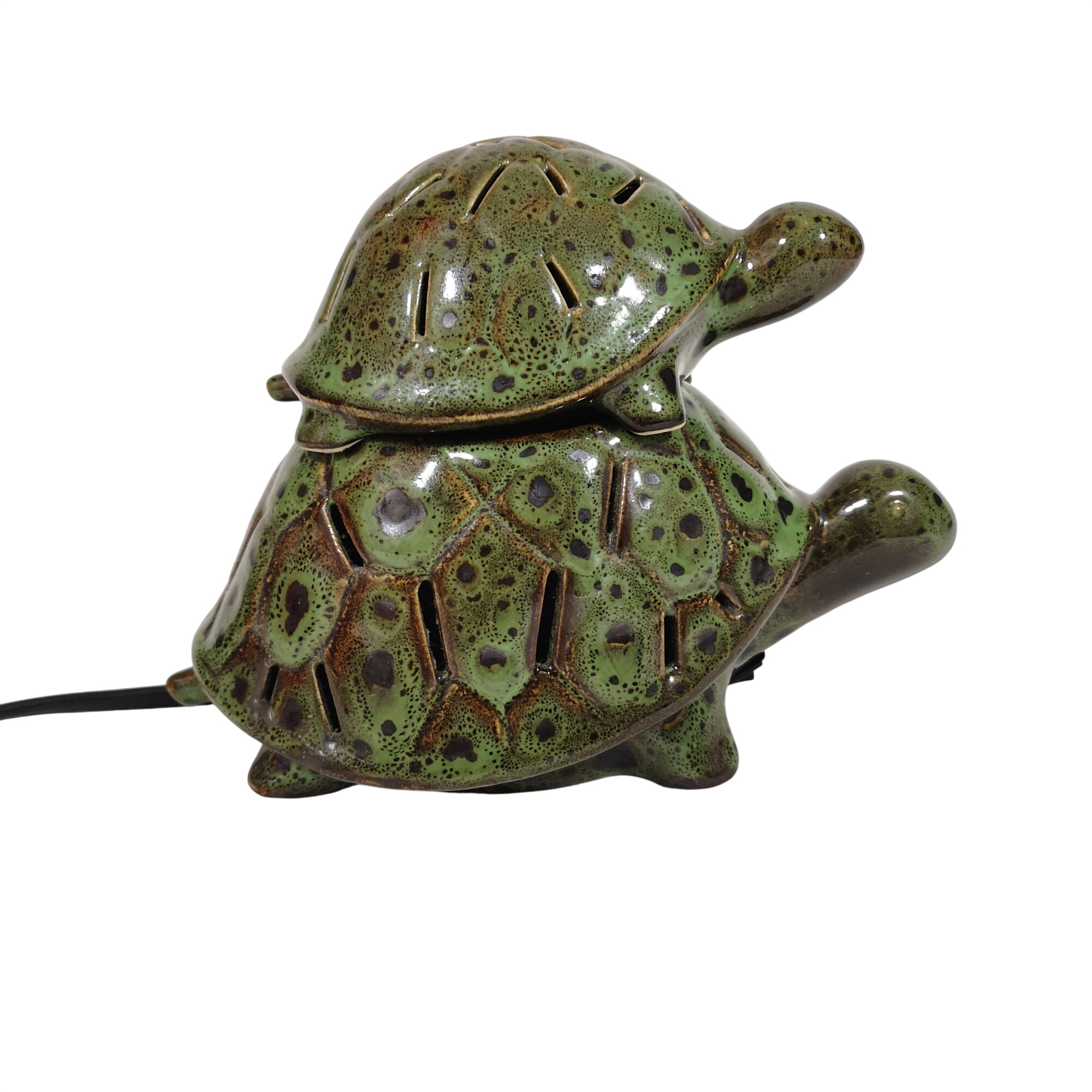 Porte bougie parfumée "Tortues" Partylite Très bon état - 18,00 € Porte bougie parfumée "Tortues" Partylite Très bon état reconditionné disponible sur Label Emmaüs