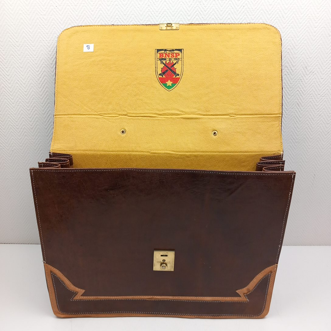 Voir photo 6 de Porte Documents en Cuir Porte Documents en Cuir État correct reconditionné photo 6