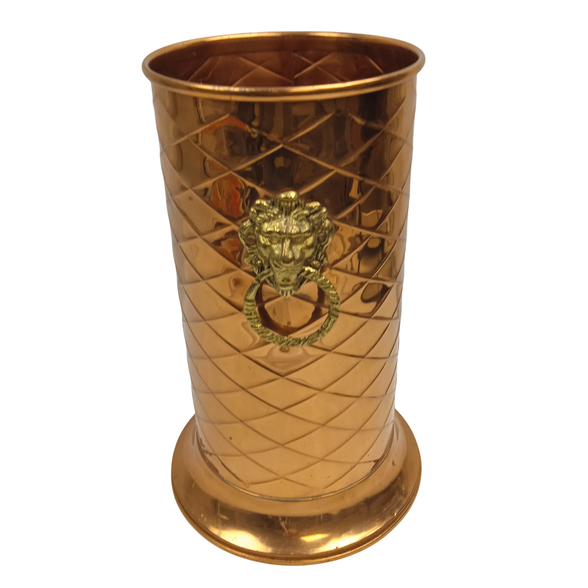 Porte Parapluie en Cuivre Poignée Tête de Lion en Laiton État correct - 50,00 € Porte Parapluie en Cuivre Poignée Tête de Lion en Laiton État correct reconditionné disponible sur Label Emmaüs
