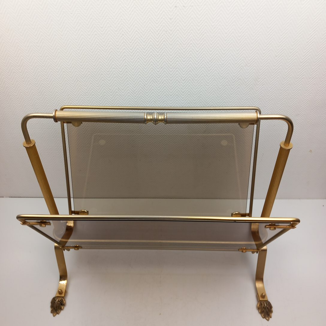 Voir photo 4 de Porte Revue Vintage en Bronze et Verre Fumée Porte Revue Vintage en Bronze et Verre Fumée Bon état reconditionné photo 4