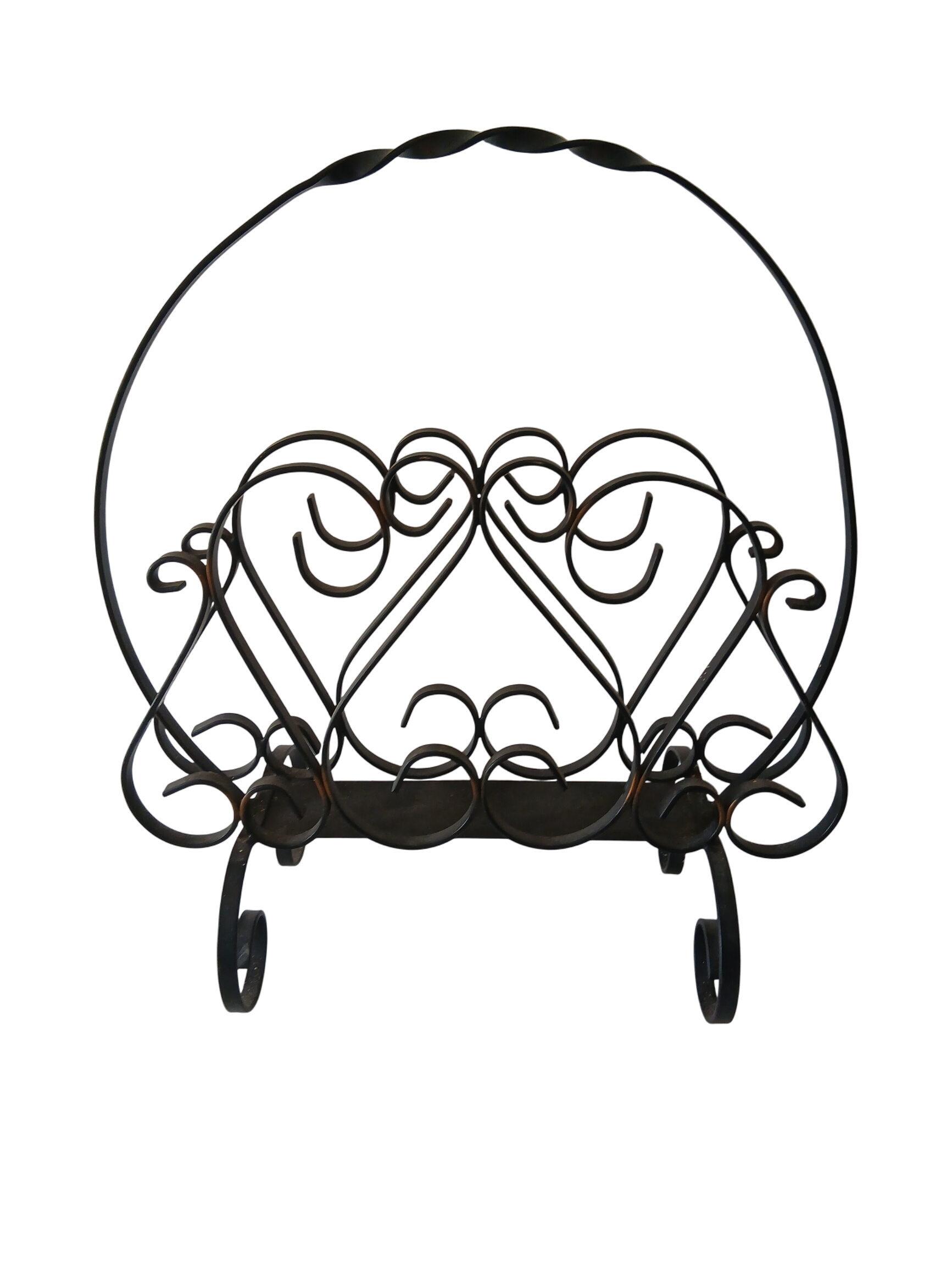 Acheter Porte revues vintage en fer forgé de couleur noir. Très bon état - 29,00 € Porte revues vintage en fer forgé de couleur noir. Très bon état reconditionné disponible sur Label Emmaüs