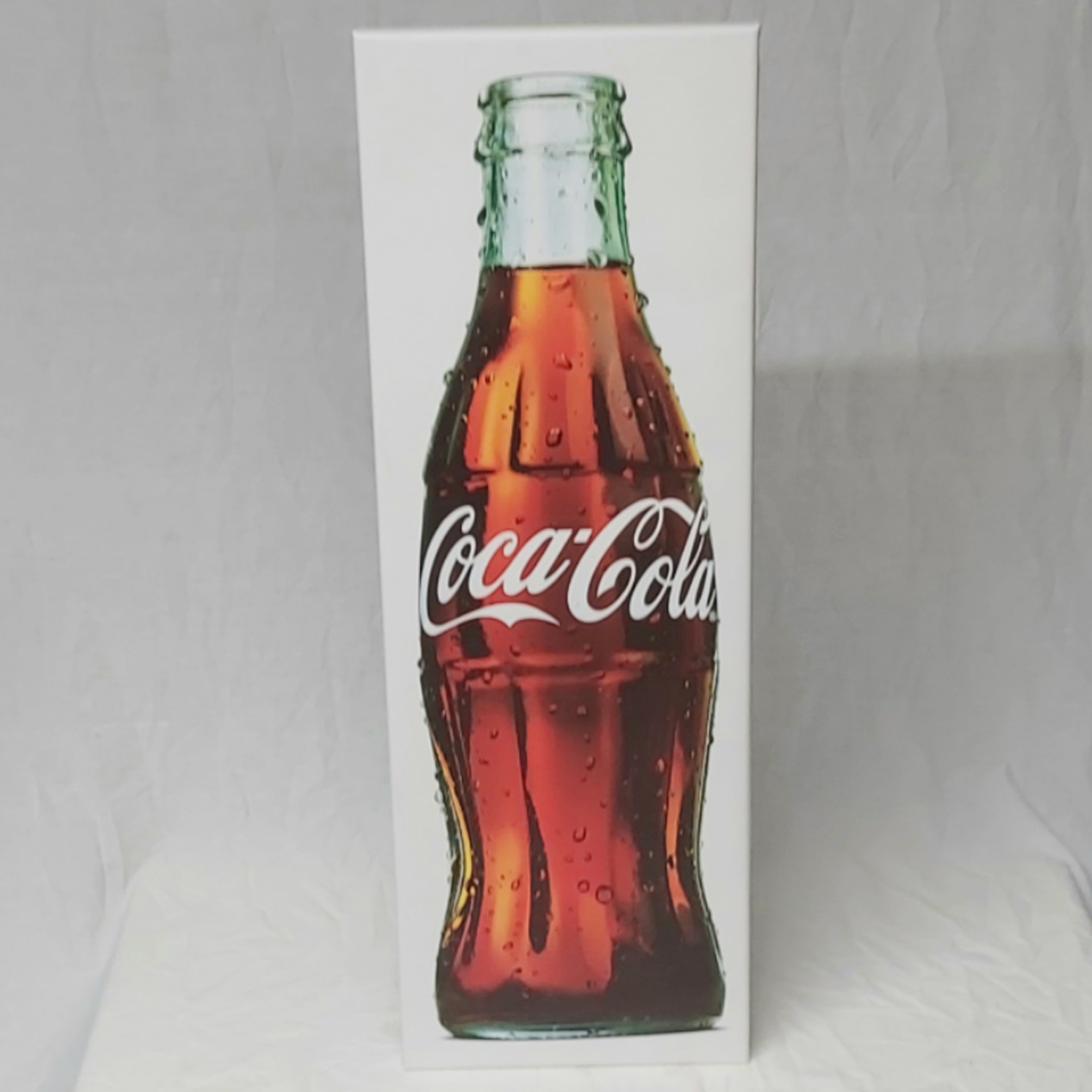 Acheter poster coca-cola Très bon état - 10,00 € poster coca-cola Très bon état reconditionné disponible sur Label Emmaüs