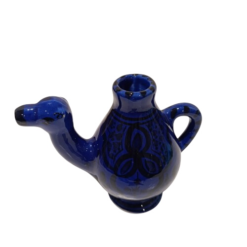 Pot à lait en céramique émaillée bleu Très bon état - 15,00 € Pot à lait en céramique émaillée bleu Très bon état reconditionné disponible sur Label Emmaüs