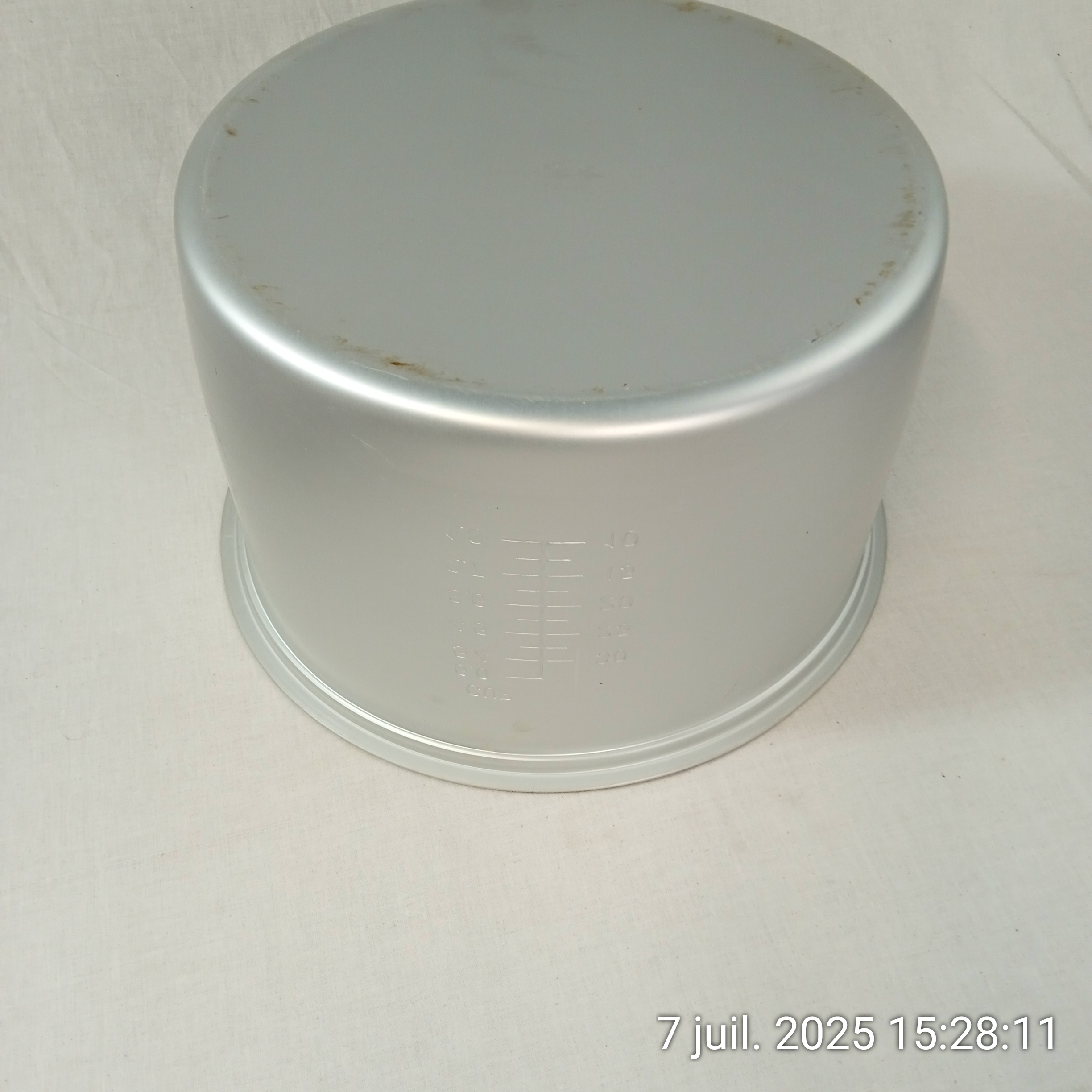 Voir photo 3 de Pot Cuve de rechange pour cuiseur à riz 8 litres Pot Cuve de rechange pour cuiseur à riz 8 litres Très bon état reconditionné photo 3