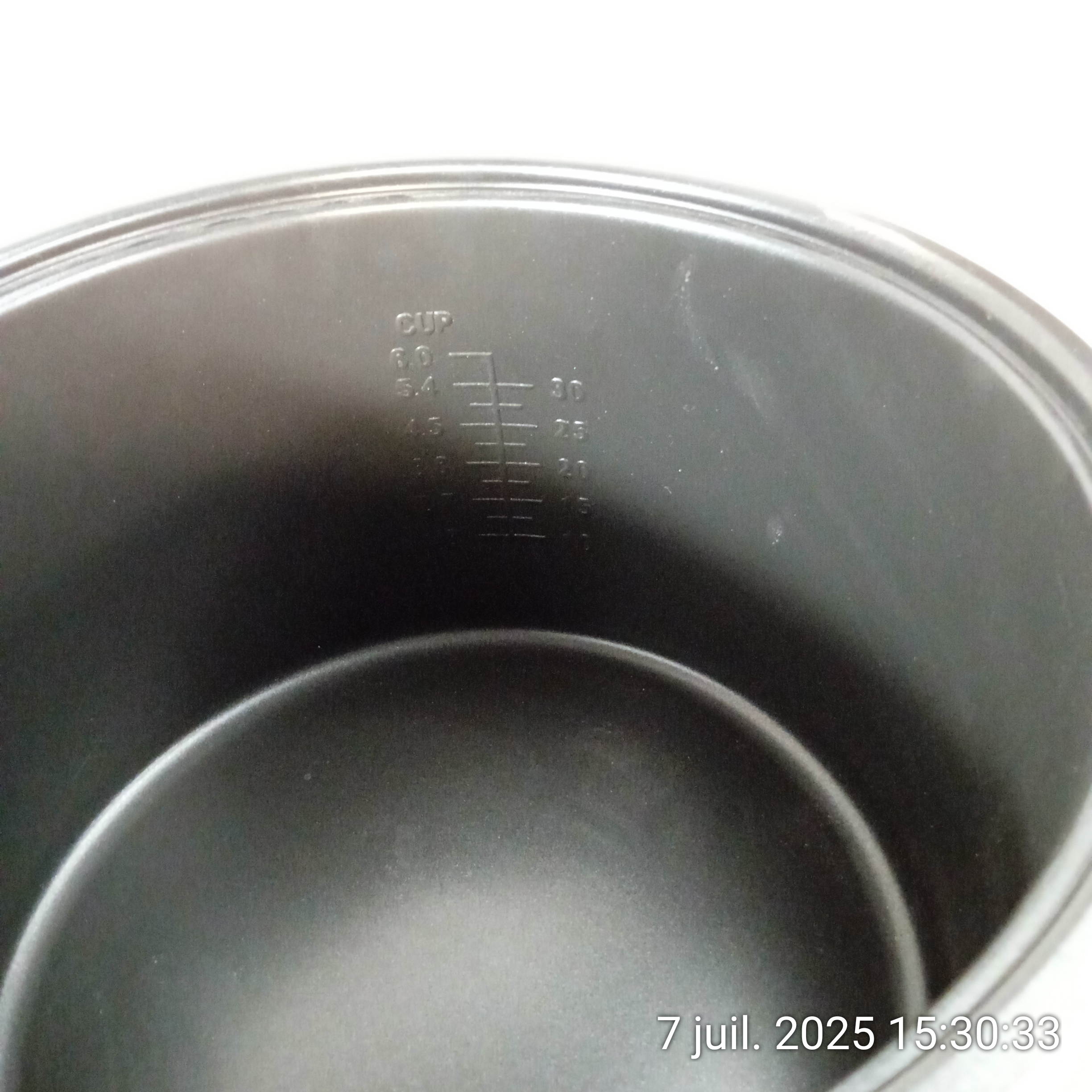 Voir photo 5 de Pot Cuve de rechange pour cuiseur à riz 8 litres Pot Cuve de rechange pour cuiseur à riz 8 litres Très bon état reconditionné photo 5