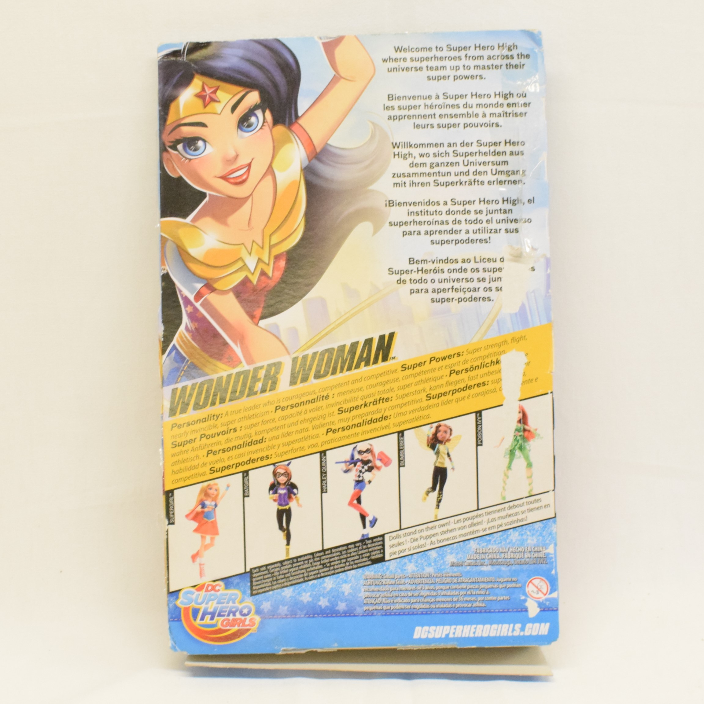 Voir photo 5 de Poupée articulée 31 cm Wonder Woman DC Comics Mattel 2015 Poupée articulée 31 cm Wonder Woman DC Comics Mattel 2015 État correct reconditionné photo 5