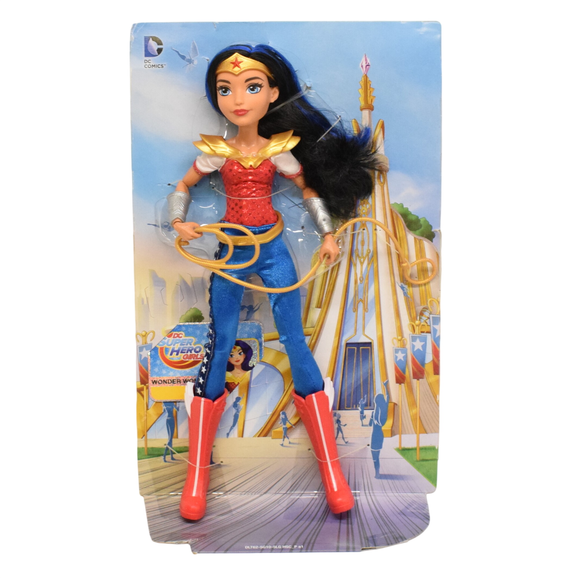 Poupée articulée 31 cm Wonder Woman DC Comics Mattel 2015 État correct - 10,00 € Poupée articulée 31 cm Wonder Woman DC Comics Mattel 2015 État correct reconditionné disponible sur Label Emmaüs