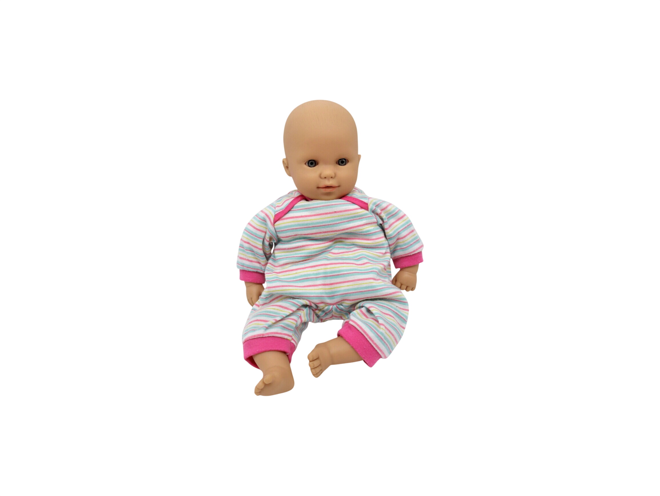 Poupée avec couverture et couffin Très bon état - 19,90 € Poupée avec couverture et couffin Très bon état reconditionné disponible sur Label Emmaüs