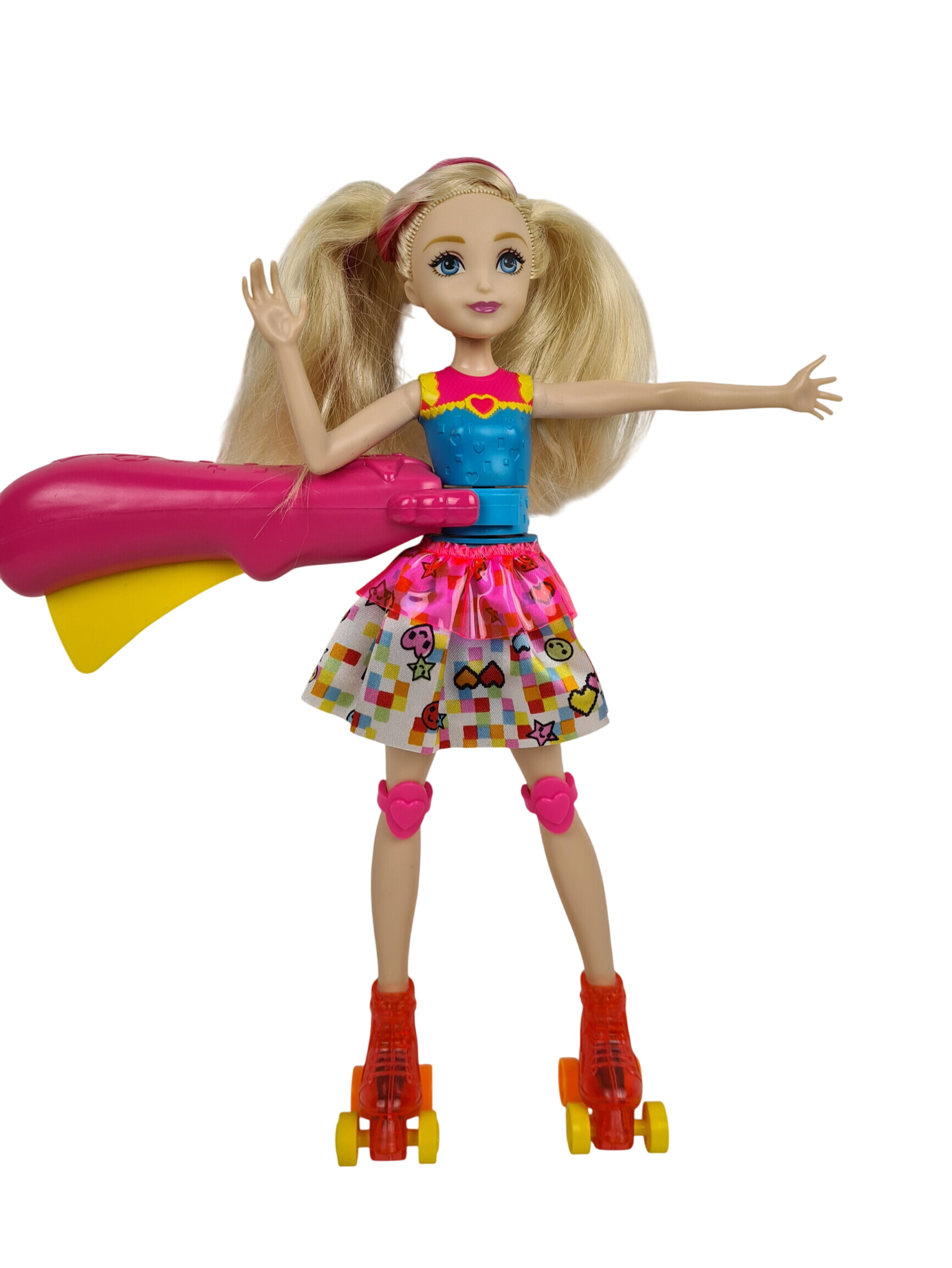 Acheter Poupée - Barbie rollers lumineux - Mattel 2016 - 30 cm Bon état - 10,00 € Poupée - Barbie rollers lumineux - Mattel 2016 - 30 cm Bon état reconditionné disponible sur Label Emmaüs