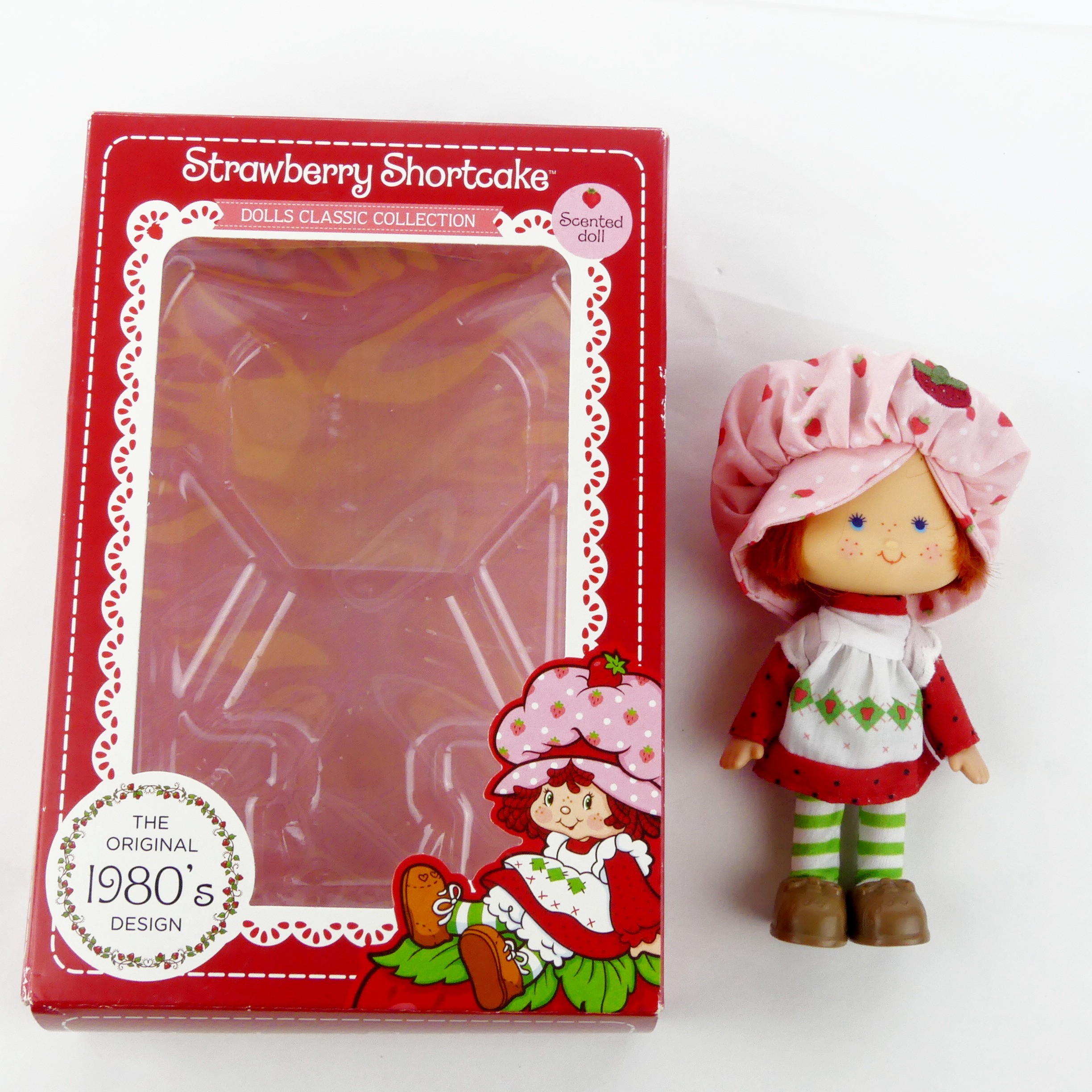 Voir photo 4 de Poupée Charlotte aux fraises - année 2019 Poupée Charlotte aux fraises - année 2019 Parfait état reconditionné photo 4
