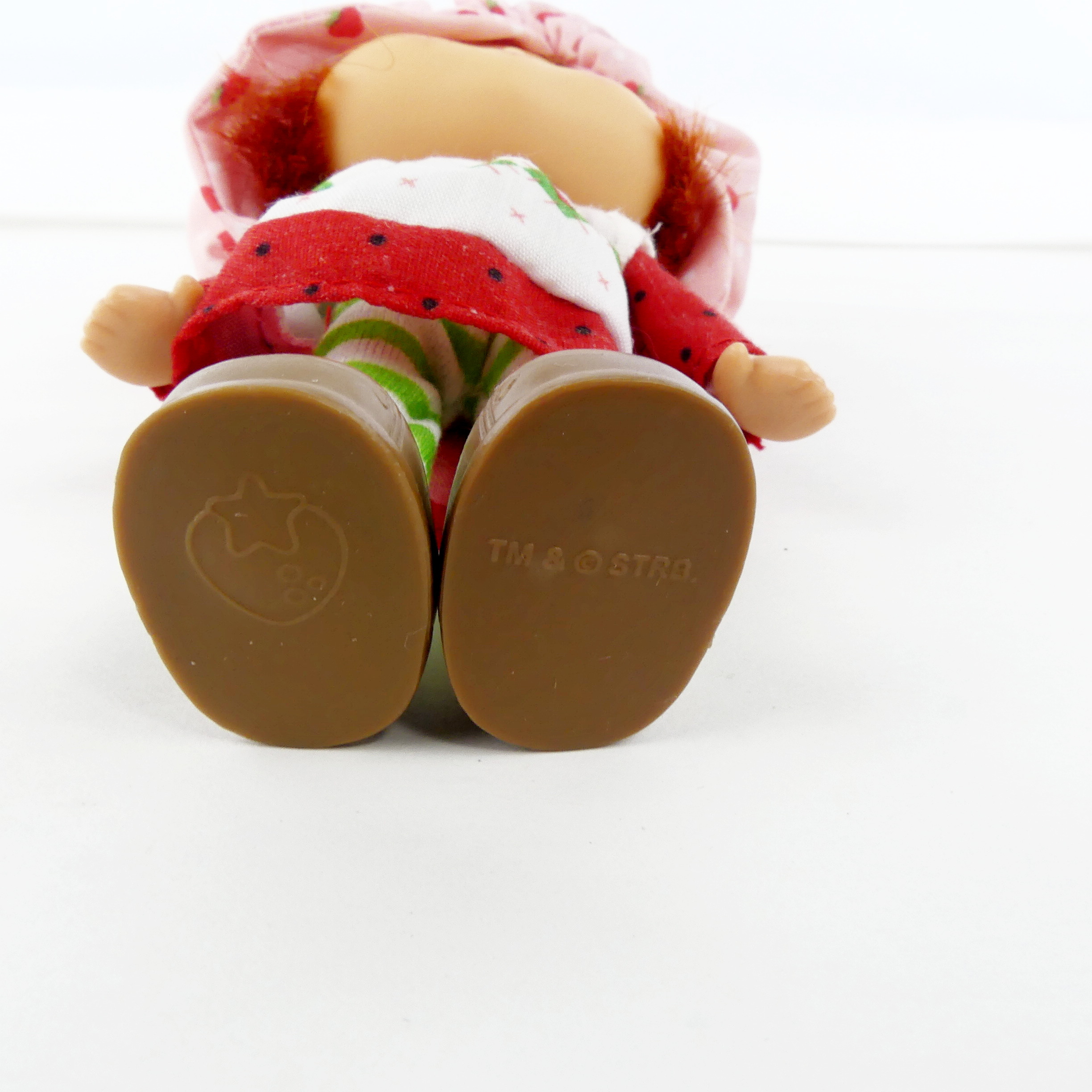 Voir photo 5 de Poupée Charlotte aux fraises - année 2019 Poupée Charlotte aux fraises - année 2019 Parfait état reconditionné photo 5