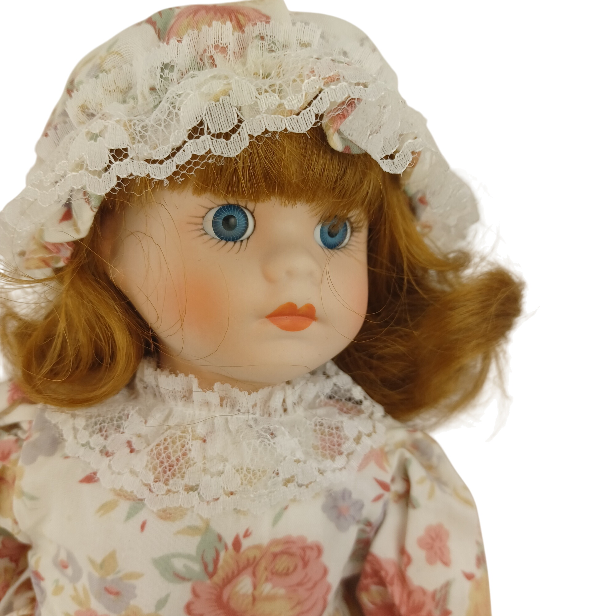 Acheter Poupée de 25cm en porcelaine avec yeux en verre et robe en tissus d'origine, et signature D Très bon état - 11,00 € Poupée de 25cm en porcelaine avec yeux en verre et robe en tissus d'origine, et signature D Très bon état reconditionné disponible sur Label Emmaüs