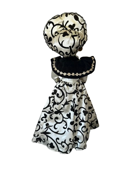 Voir photo 2 de Poupée de collection en porcelaine - style victorien Poupée de collection en porcelaine - style victorien Bon état reconditionné photo 2