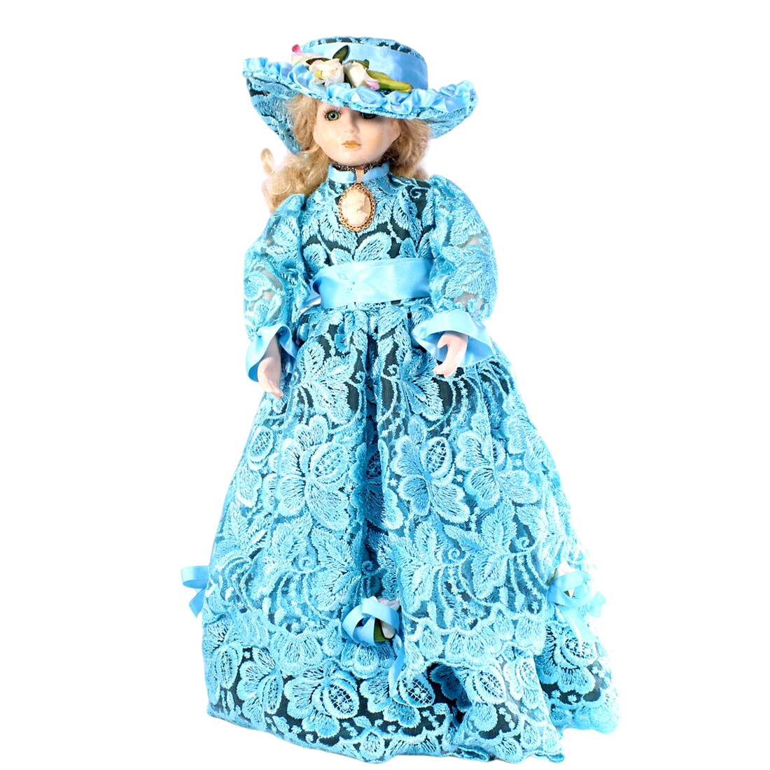Poupée de collection en porcelaine Très bon état - 26,00 € Poupée de collection en porcelaine Très bon état reconditionné disponible sur Label Emmaüs