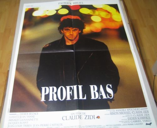 Profil Bas AFFICHE CINEMA ORIGINALE État correct reconditionné disponible sur Fnac