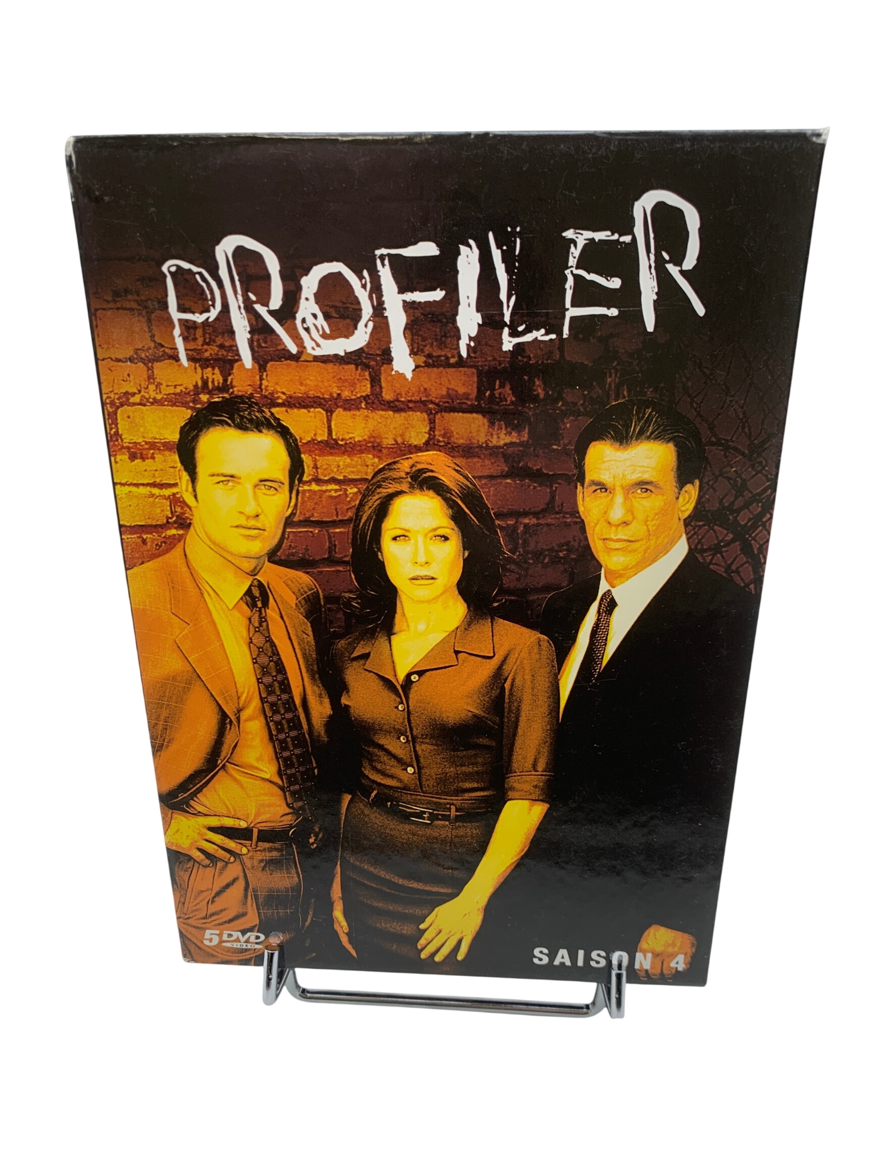 Profiler saison 4 - coffret DVD Très bon état - 40,00 € Profiler saison 4 - coffret DVD Très bon état reconditionné disponible sur Label Emmaüs