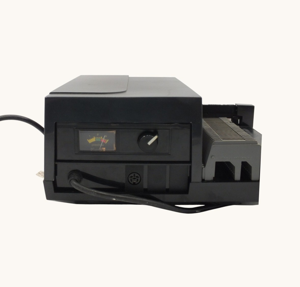 Voir photo 7 de Projecteur de diapositives Prestinox 724 A Projecteur de diapositives Prestinox 724 A État correct reconditionné photo 7