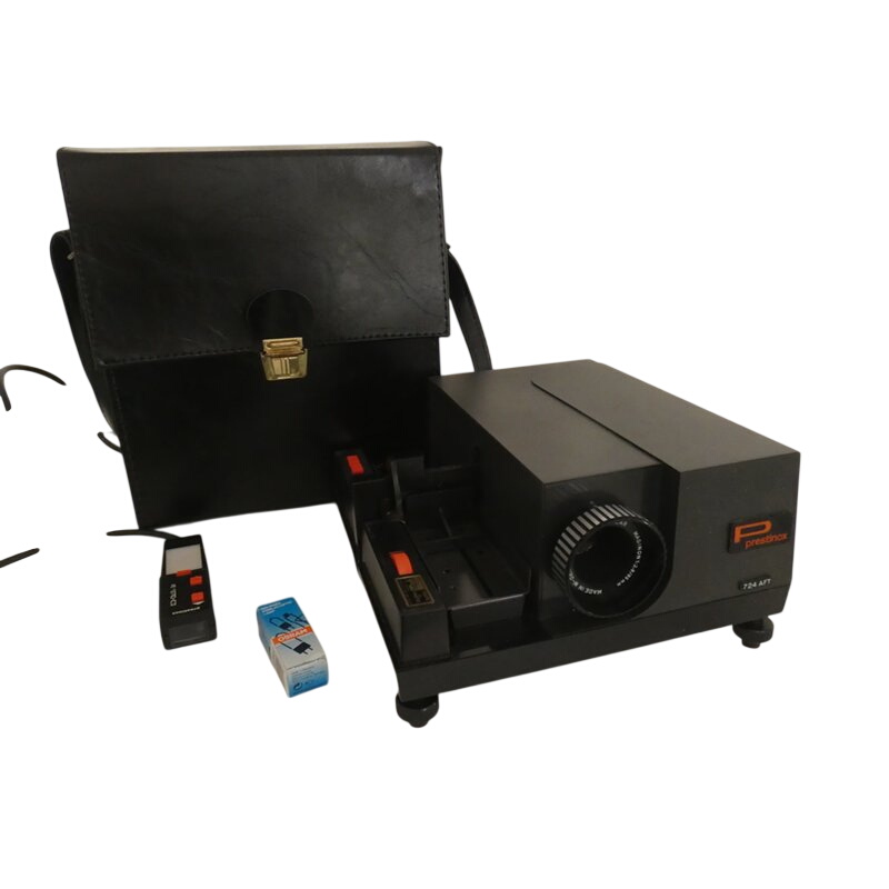 Projecteur diapo PRESTINOX automatique 724 AFT avec sacoche de transport rigide Très bon état - 39,00 € Projecteur diapo PRESTINOX automatique 724 AFT avec sacoche de transport rigide Très bon état reconditionné disponible sur Label Emmaüs