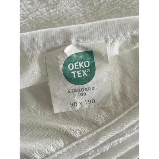 Protection matelas 90 X 190 Bon état reconditionné disponible sur Rakuten