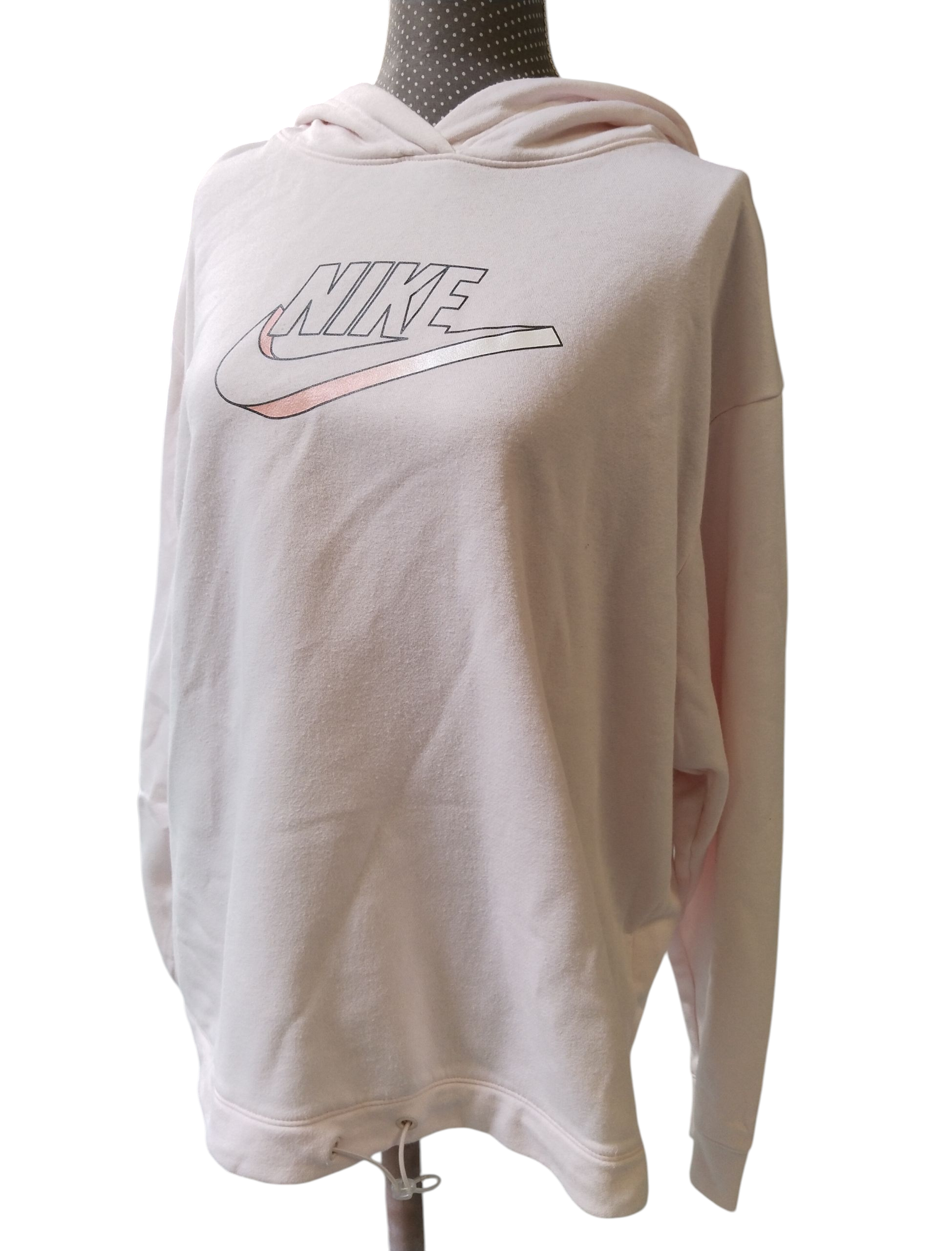 Pull a capuche NIKE taille XL État correct - 16,00 € Pull a capuche NIKE taille XL État correct reconditionné disponible sur Label Emmaüs
