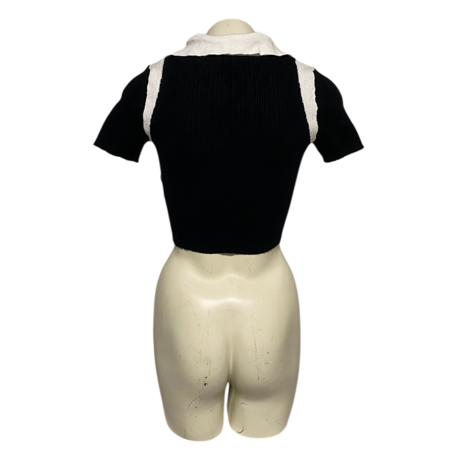 Voir photo 4 de Pull Crop Top Femme Noir à Col Polo Contrasté Manches Courtes - Sollinarry - S Pull Crop Top Femme Noir à Col Polo Contrasté Manches Courtes - Sollinarry - S Très bon état reconditionné photo 4