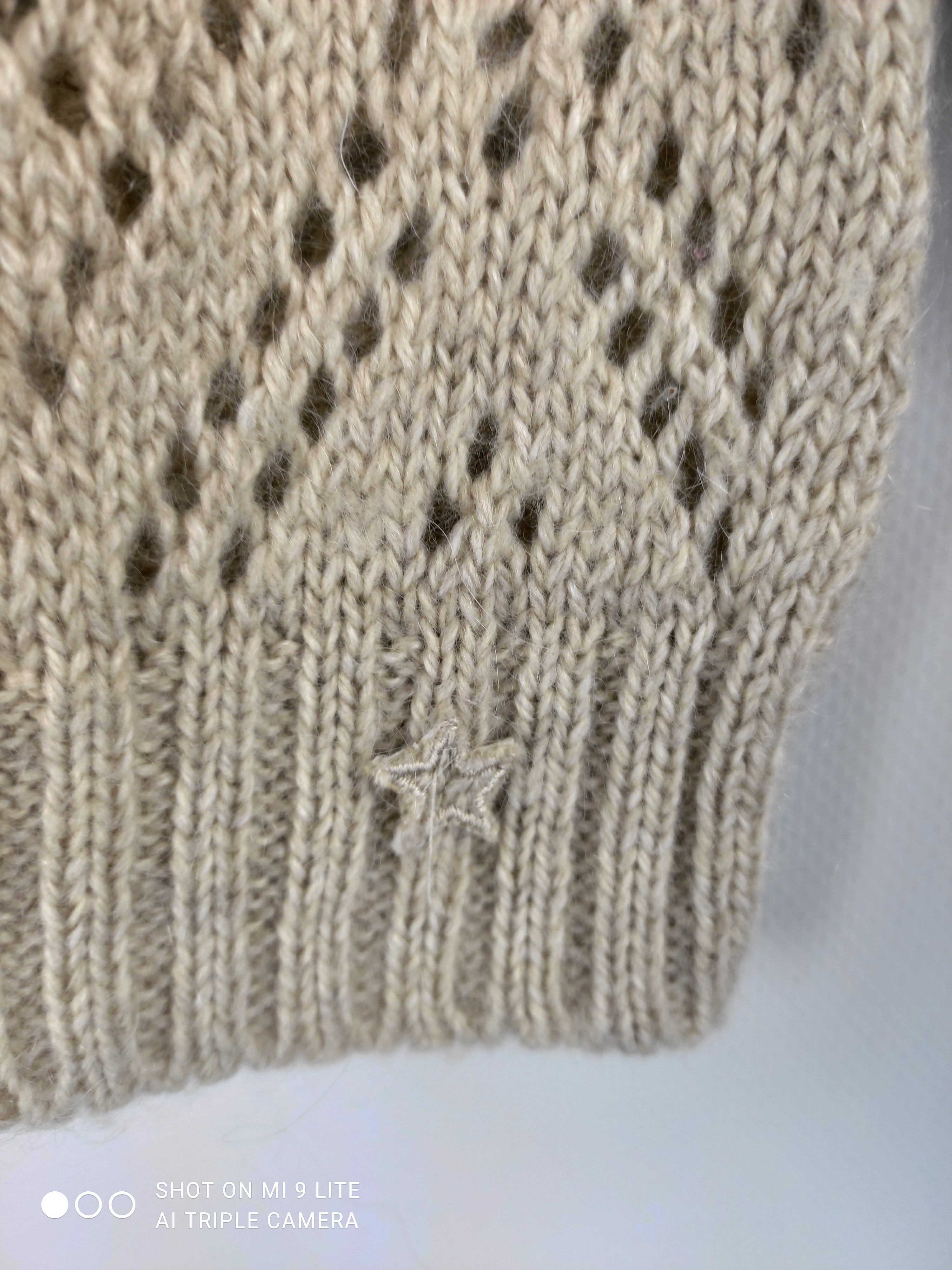 Voir photo 2 de Pull en maille ajourée losanges écru mohair et laine TOCOTO VINTAGE - 10 ans Pull en maille ajourée losanges écru mohair et laine TOCOTO VINTAGE - 10 ans Très bon état reconditionné photo 2