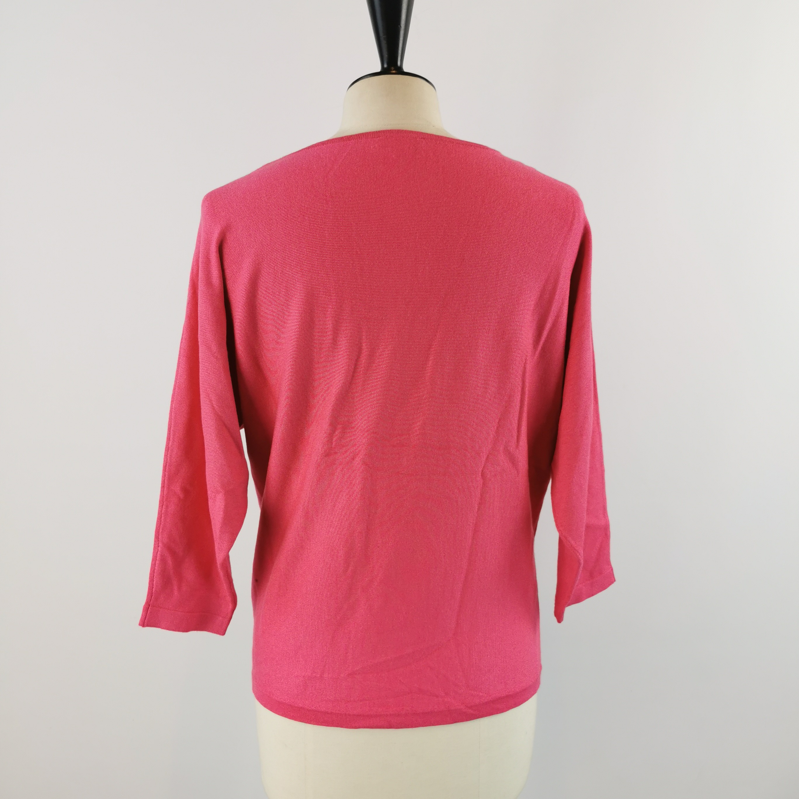 Voir photo 2 de Pull en maille RIU 36 rose Pull en maille RIU 36 rose Très bon état reconditionné photo 2